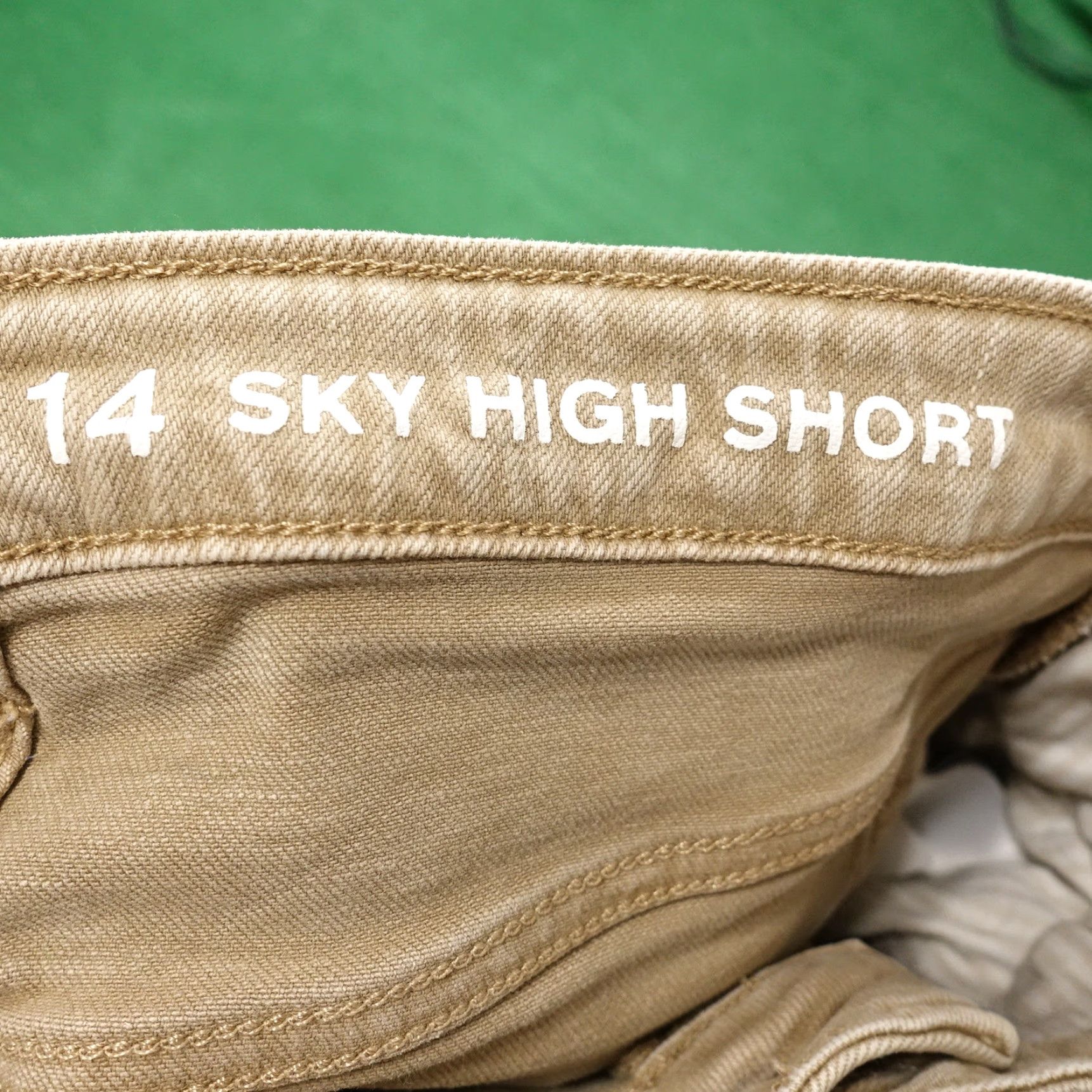 Gap Vintage Gap Women’s Cut-Off Shorts Size 14 Tan Cotton Casual Summer Women's Size 36" / US 14 / IT 50 - 6 Thumbnail