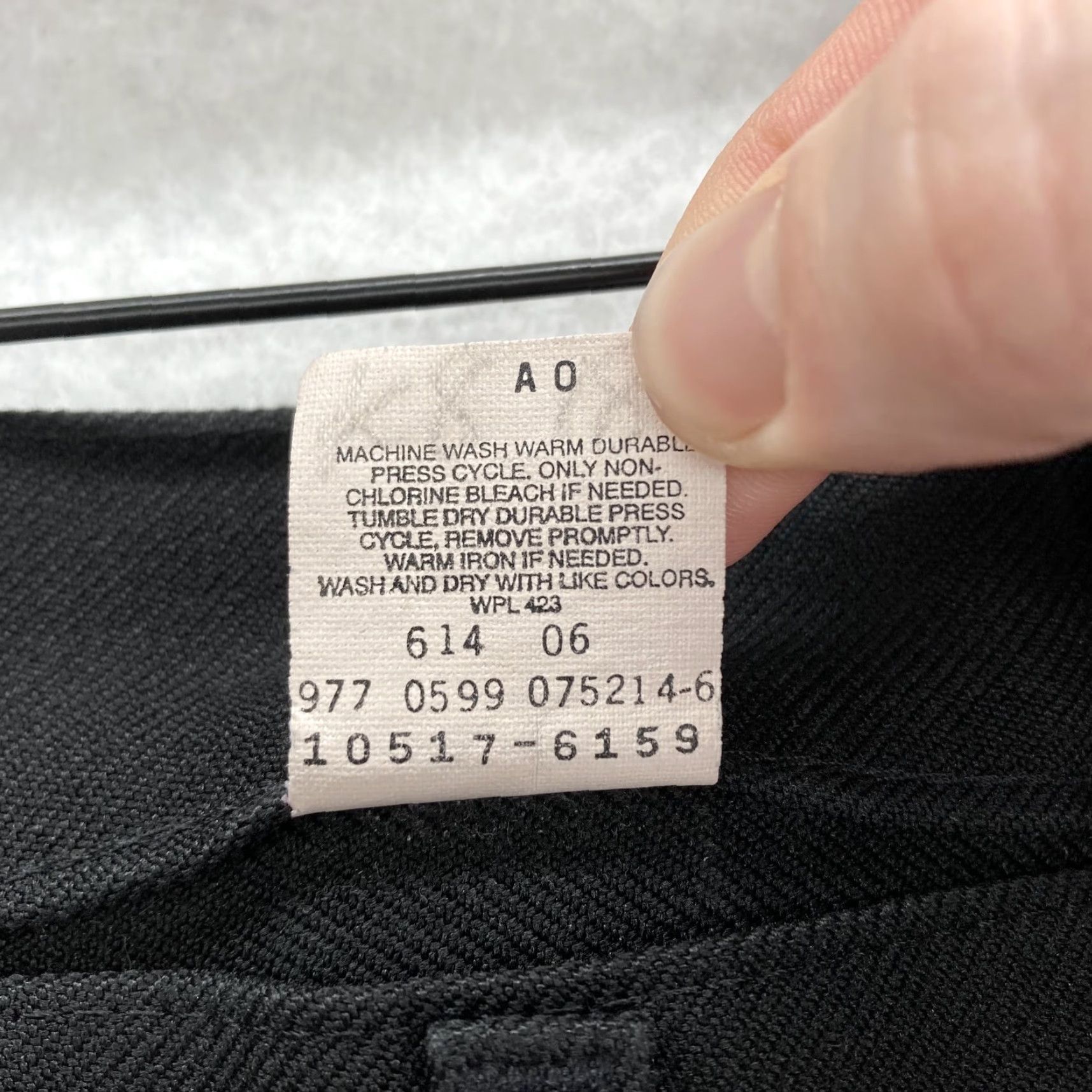 Levi's VINTAGE Levi's Pants Mens 34x25 Black Twill Zip Fly Dacron Polyester Pants Size US 34 / EU 50 - 6 Thumbnail