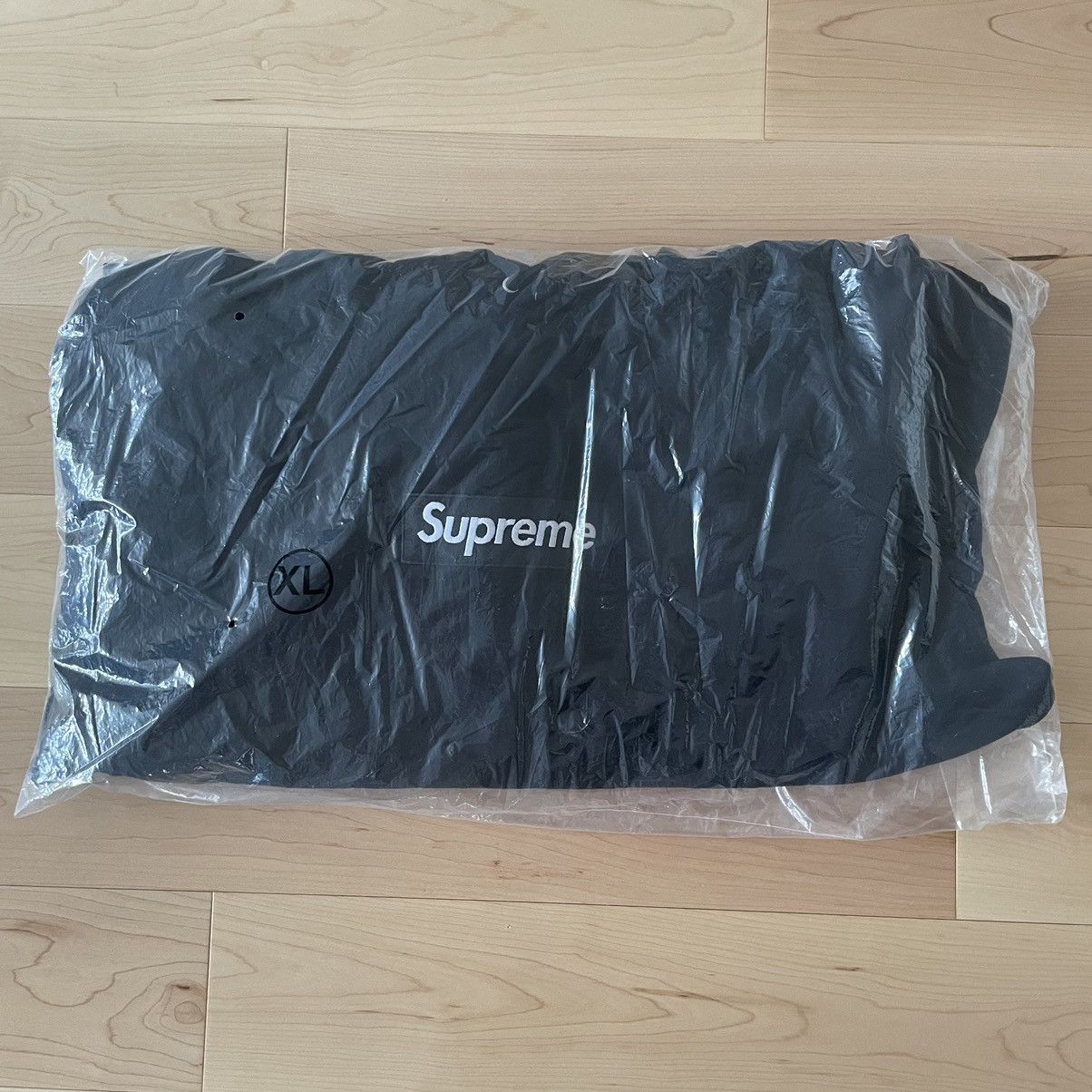 image of Supreme Box Logo Hoodie Black XL Fw23, Men's