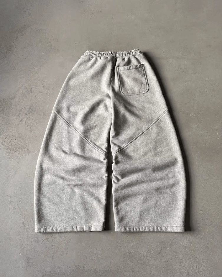 Japanese Brand Baggy Sweatpants Size US 34 / EU 50 - 2 Thumbnail