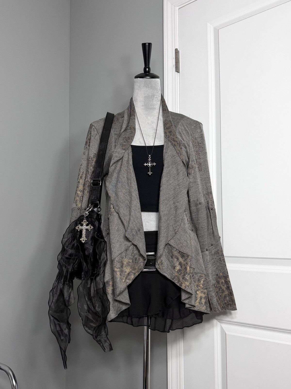 Other Vintage Mischa Leopard Print Gold Studded Ruffle Cardigan Size M / US 6-8 / IT 42-44 - 7 Thumbnail