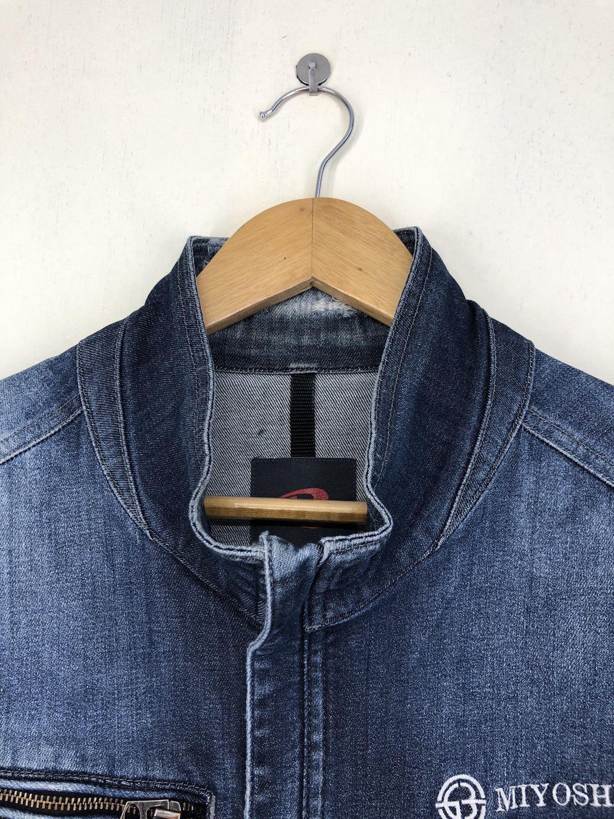 Japanese Brand Vintage Burtle Distressed Denim Workwear Jacket Size US L / EU 52-54 / 3 - 4 Thumbnail