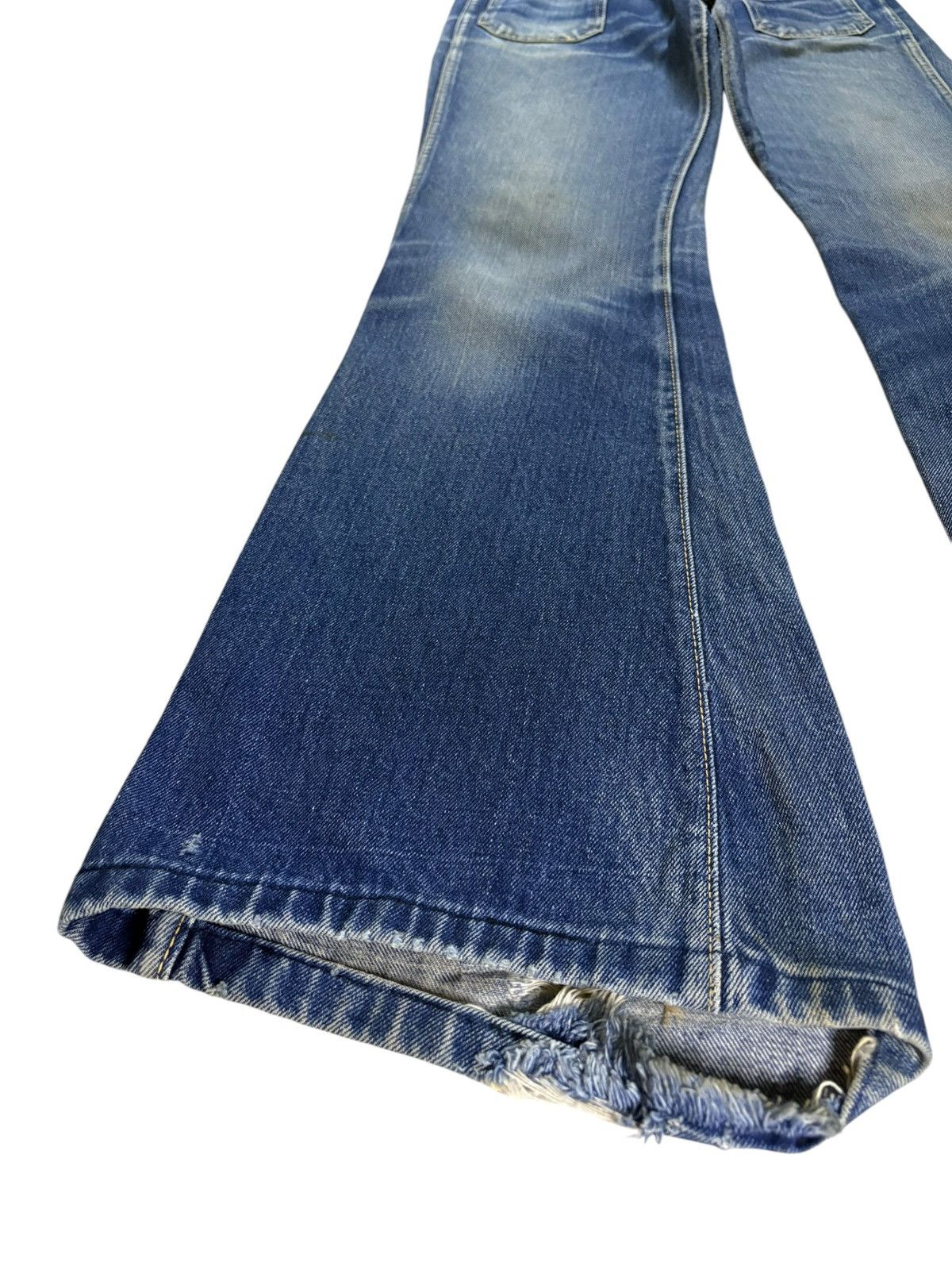 Japanese Brand Vintage Japanese Brand Faded Blue Wash Bell Bottom Jeans Size 31" - 6 Thumbnail