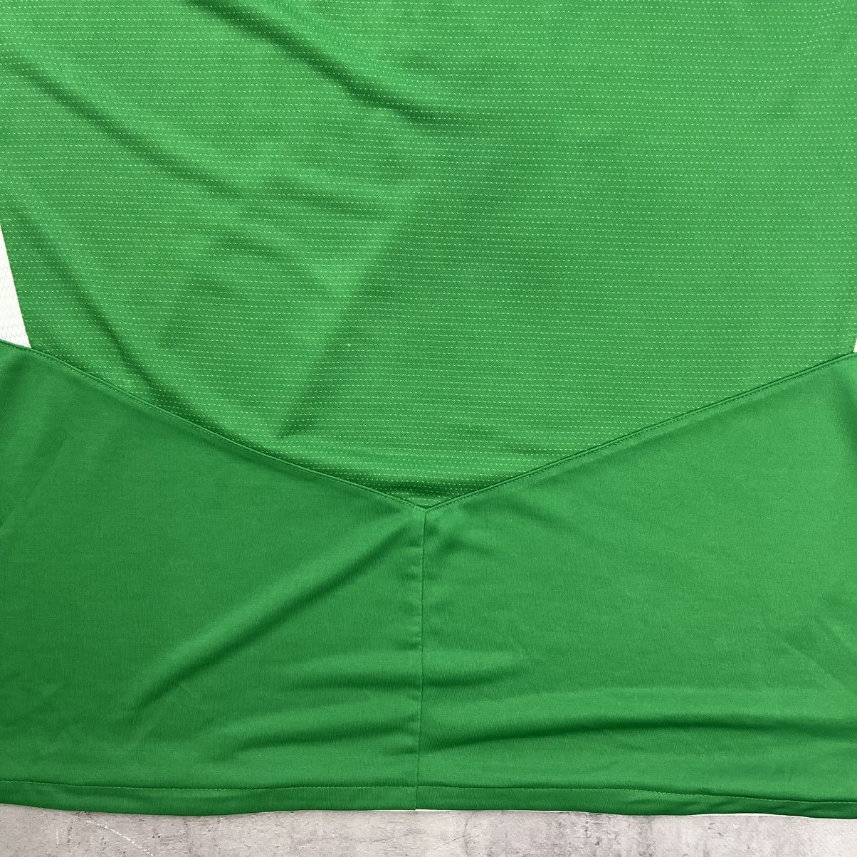 Umbro Rare! Ireland Umbro Soccer Jersey Shirt Vintage Size US XL / EU 56 / 4 - 22 Thumbnail