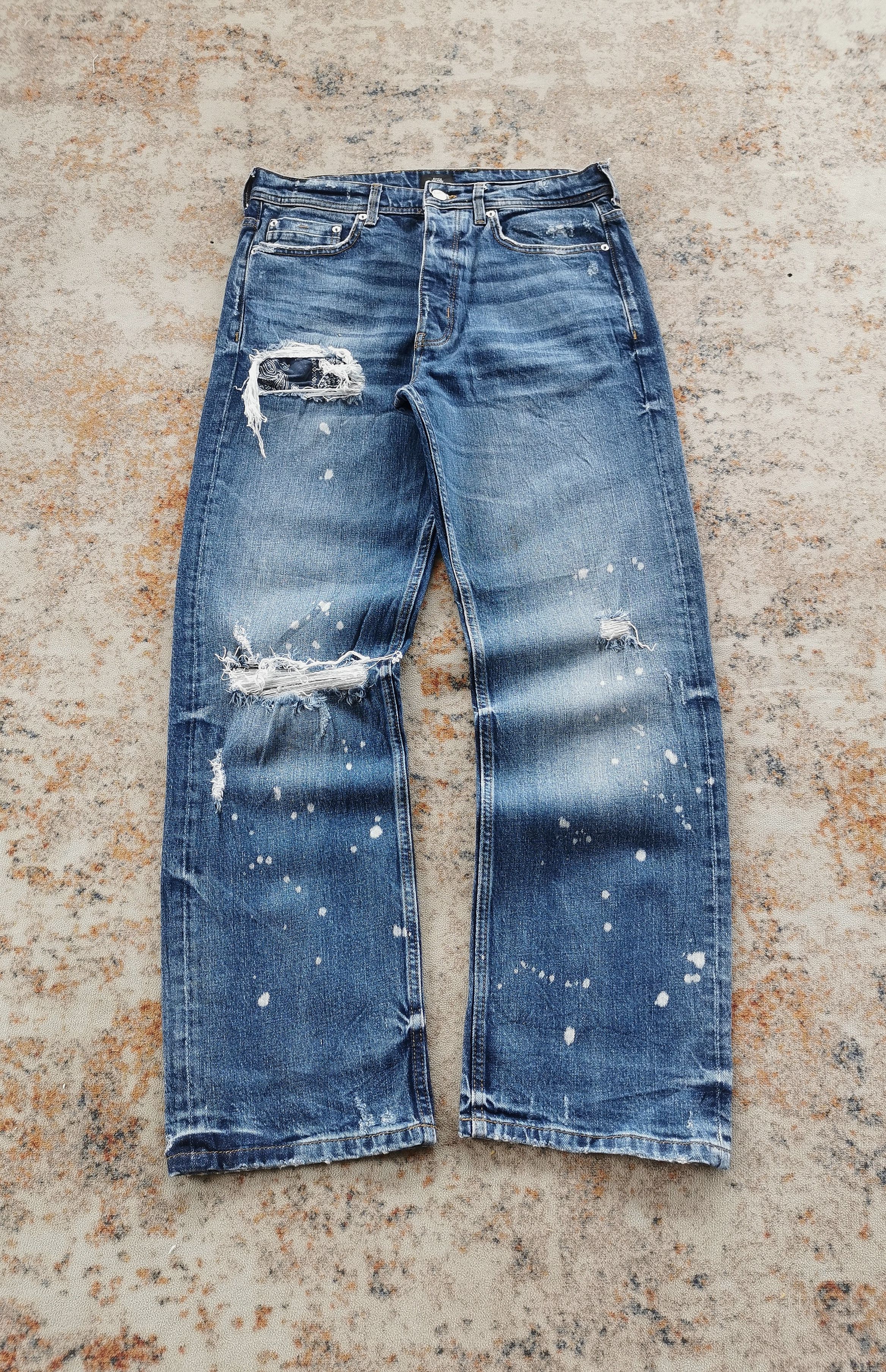 River Island River Island Thrashed Baggy Jeans Size US 32 / EU 48 - 2 Thumbnail