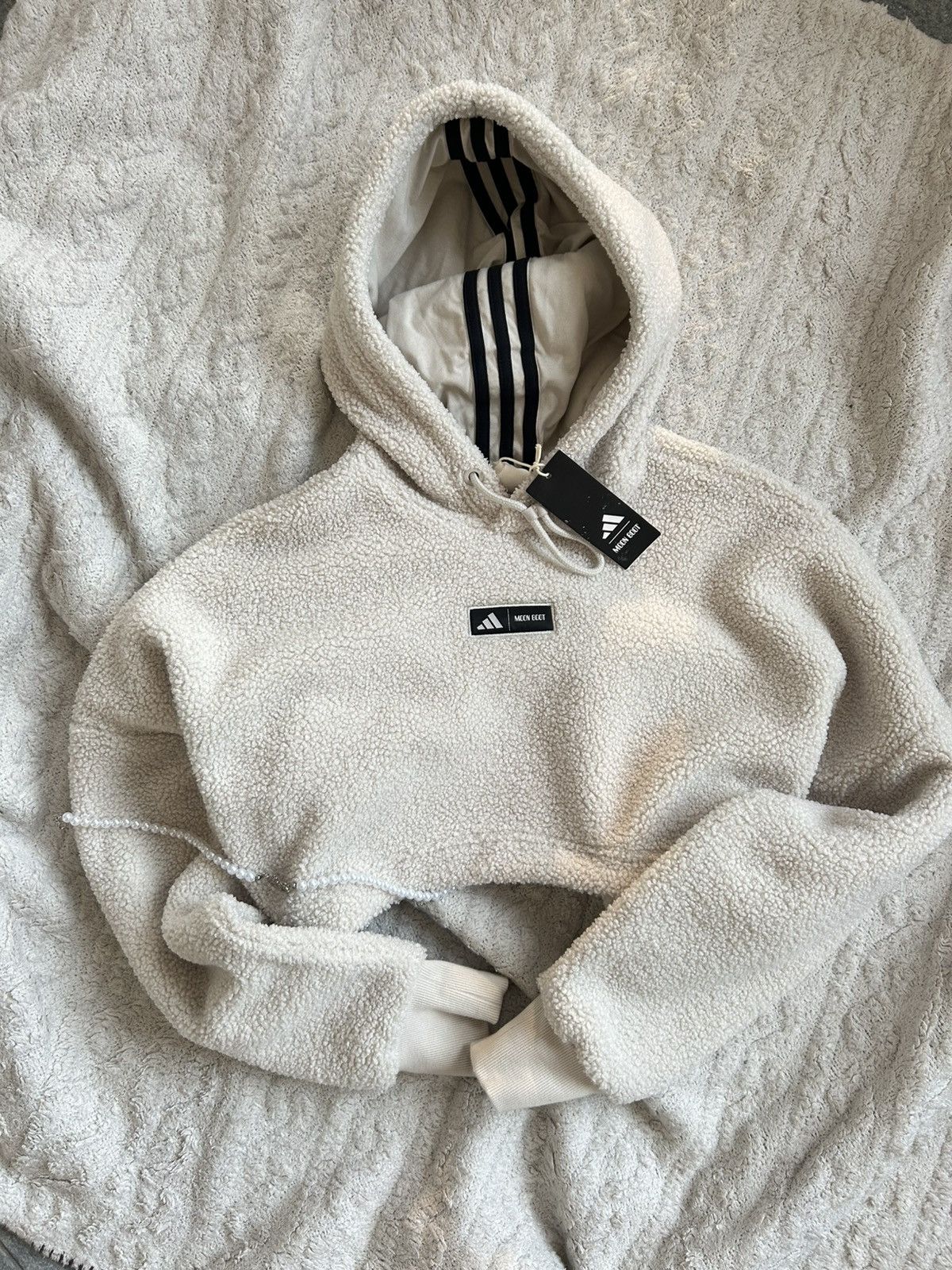 Adidas × Grailed × Moon Boot New Hoodie Moon boot adidas crop Size M / US 6-8 / IT 42-44 - 2 Thumbnail