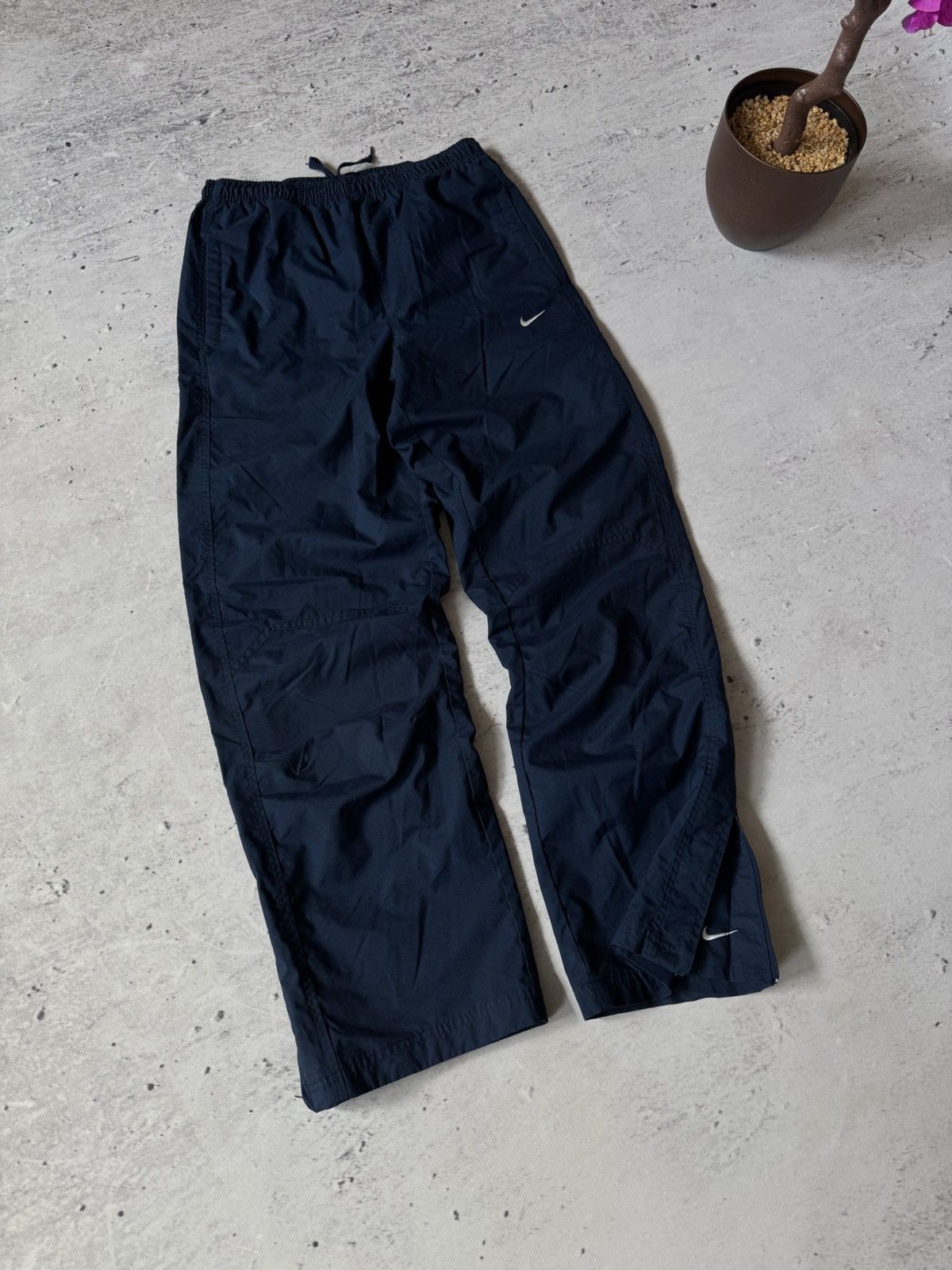 Nike × Vintage NIKE NYLON VINTAGE Y2K OVERSIZE BAGGY FIT PANTS SWEATPANTS Size US 32 / EU 48 - 1 Thumbnail