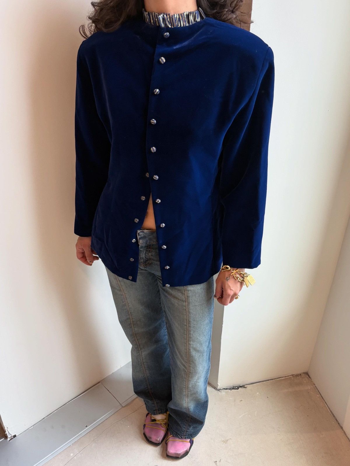 Vintage 80’s velvet blazer Size M / US 6-8 / IT 42-44 - 1 Thumbnail