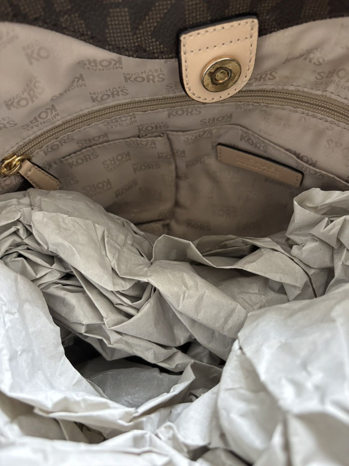Michael Kors Michael Kors Brown/Beige Signature Logo Tote/Shoulder bag Size ONE SIZE - 3 Thumbnail