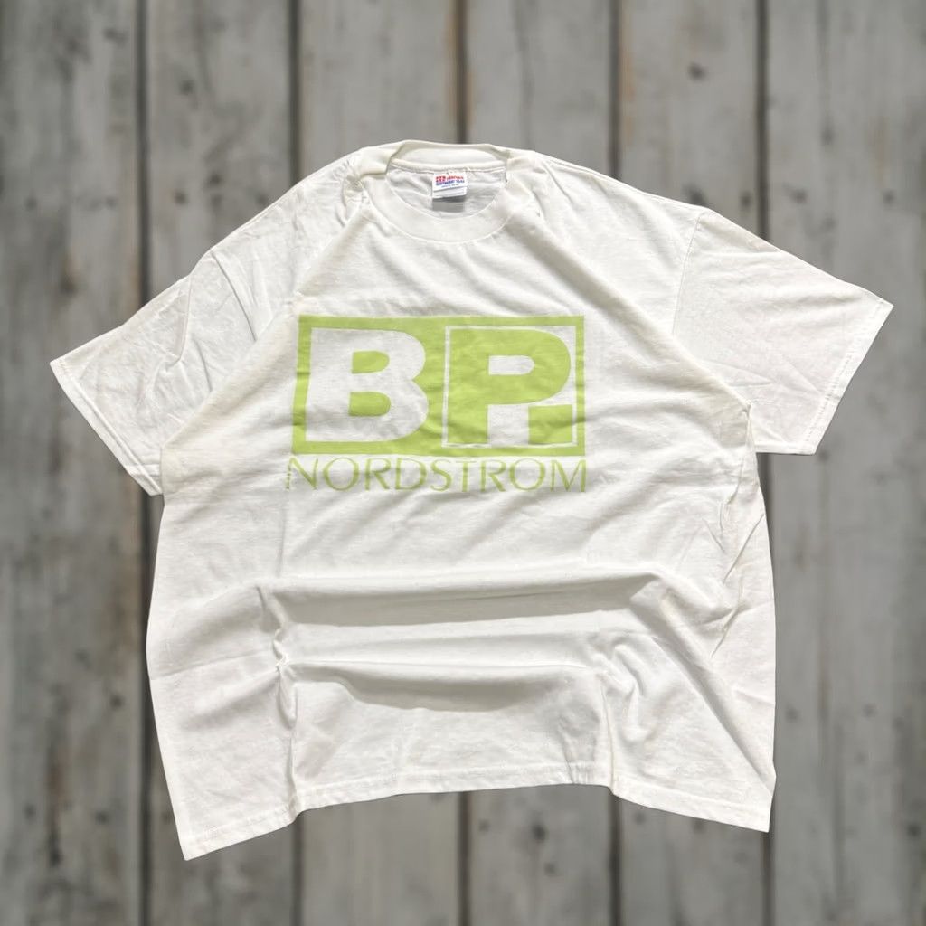 Nordstrom VINTAGE T-shirt Men XL White Neon Y2K 90s Hanes Heavyweight B.P Nordstrom Distressed Size US XL / EU 56 / 4 - 1 Thumbnail