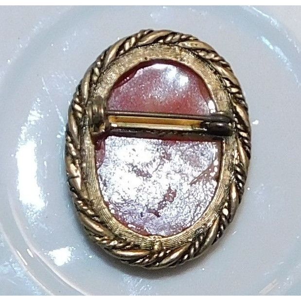 Other Vintage Victorian Pink And White Profile Cameo Brooch Size ONE SIZE - 4 Thumbnail