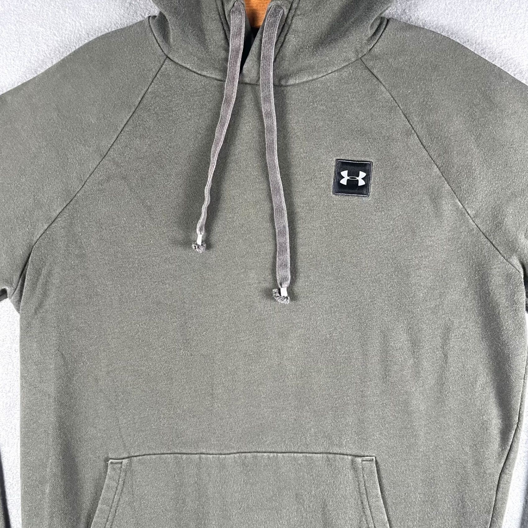 Under Armour Under Armour Hoodie Mens Small Olive Green Long Sleeve Pullover Sweatshirt Performance Sports Gear Size US S / EU 44-46 / 1 - 2 Thumbnail