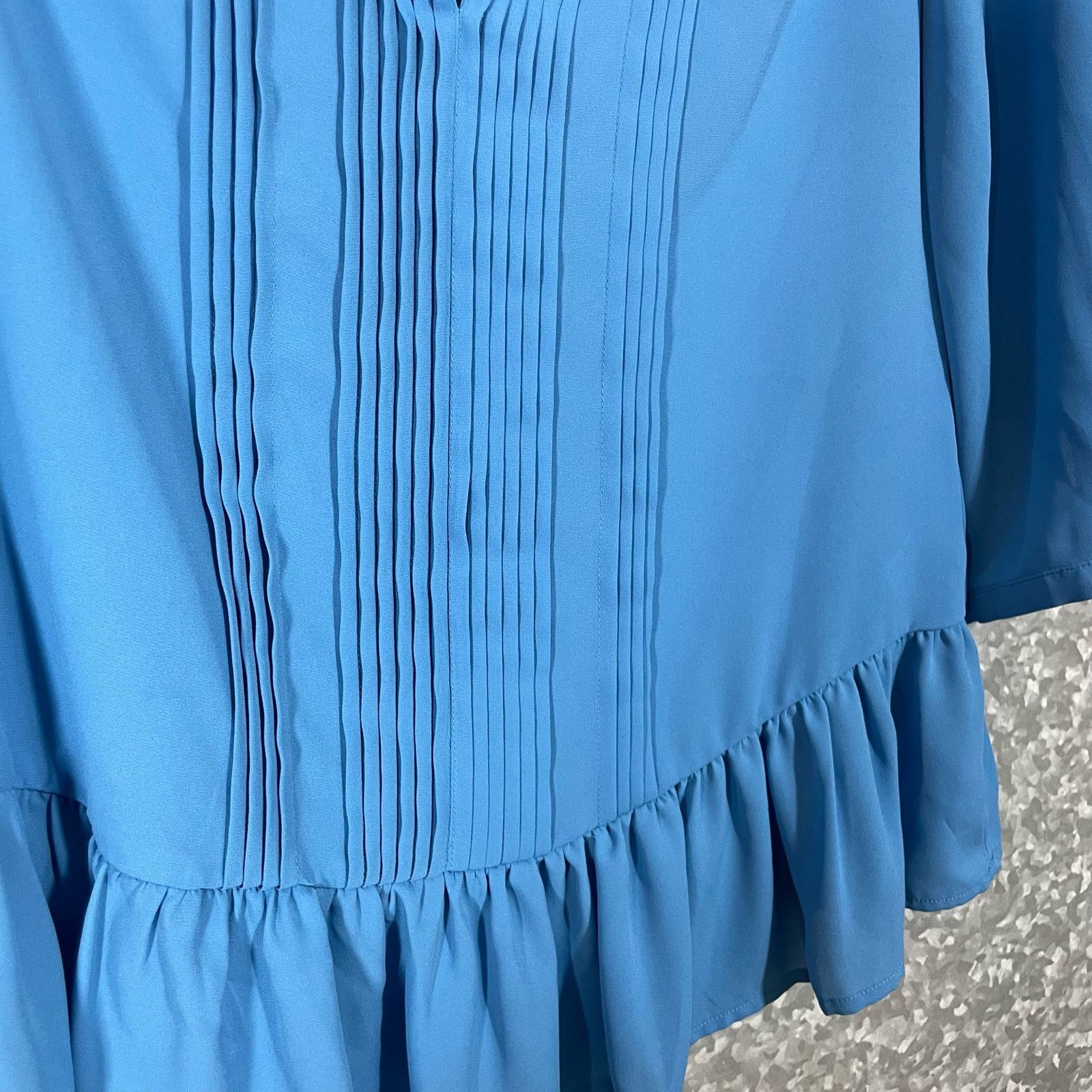 Banana Republic Banana Republic Womens Blue Pintuck Ruffle Blouse - Small Size S / US 4 / IT 40 - 3 Thumbnail