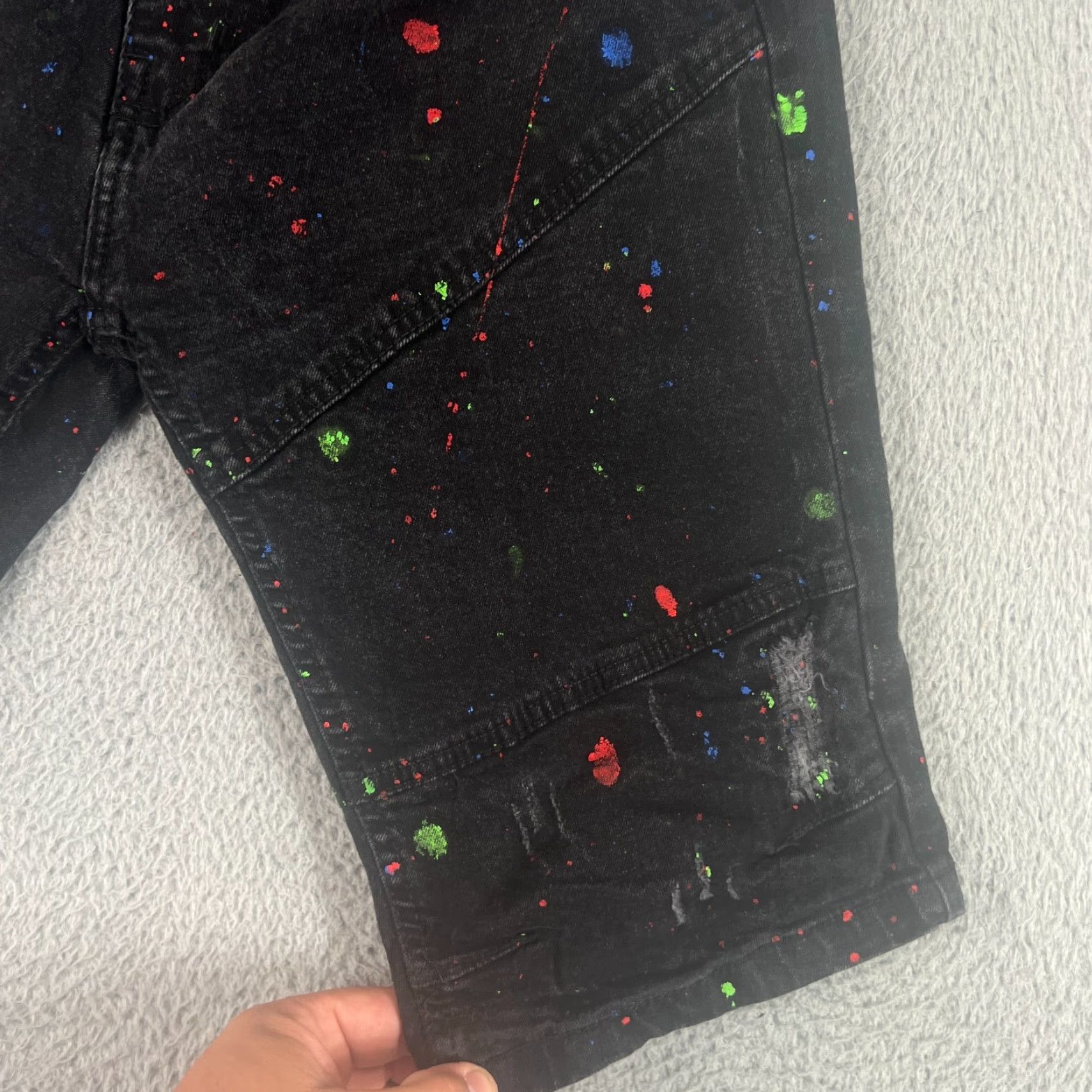 Denime FWRD Denim Mens Bermuda Shorts 30 Slim Black Distressed Denim 98% Cotton 2% Elastane Men’s Shorts 30 Black Vintage No Size US 30 / EU 46 - 3 Thumbnail