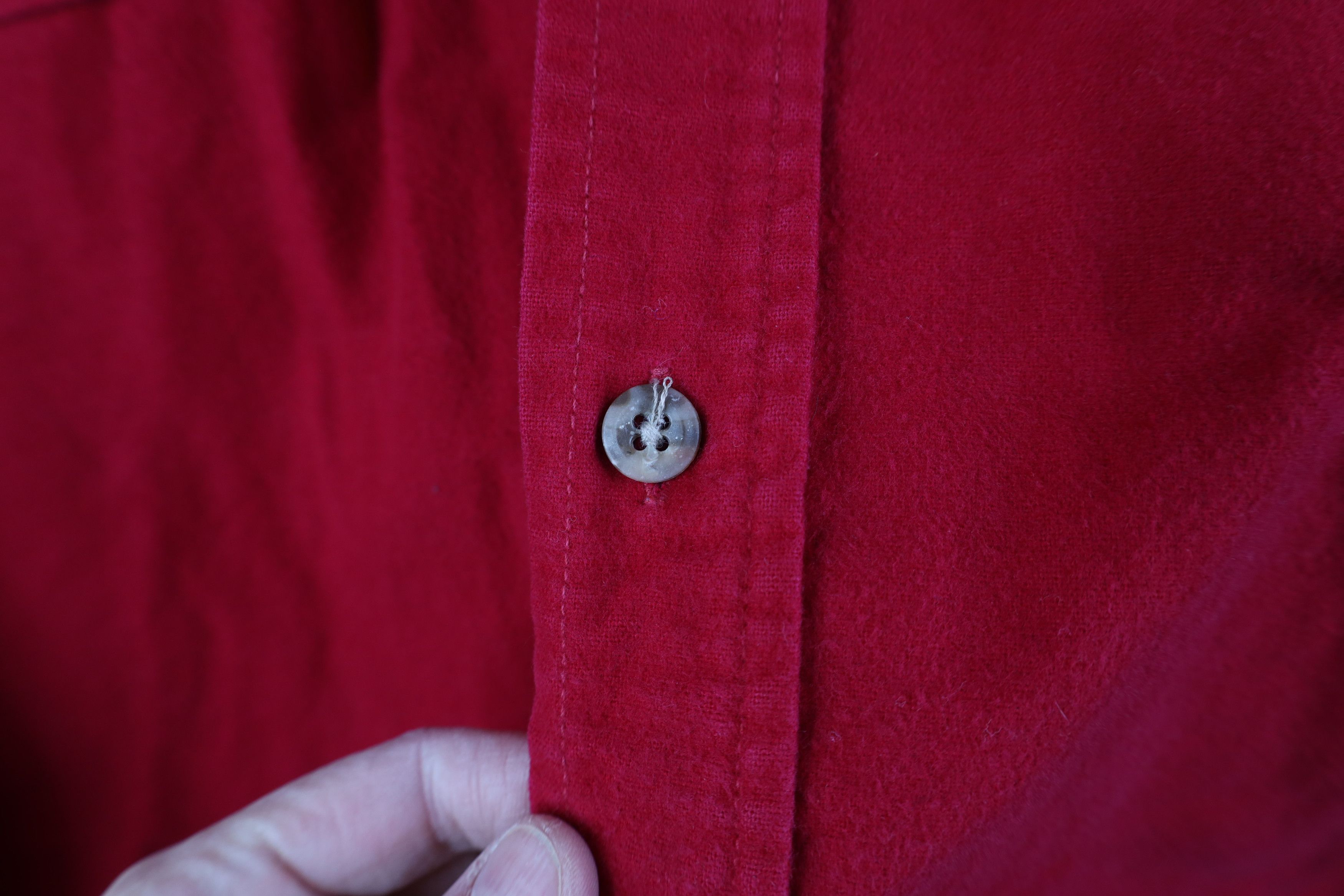 Vintage Vintage 90s Streetwear Cloth Collared Button Shirt Red USA Size US XL / EU 56 / 4 - 5 Thumbnail