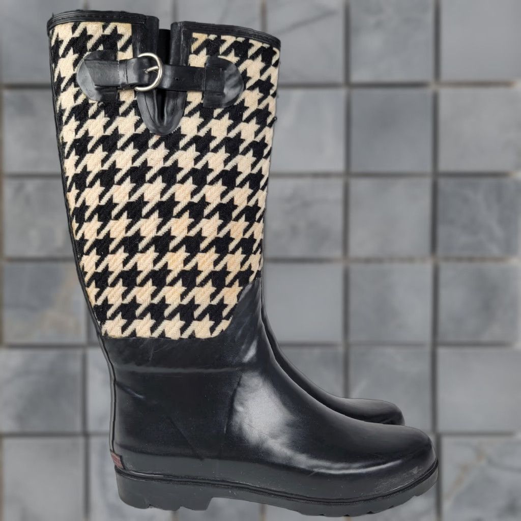 Banana Republic VINTAGE Banana Republic Houndstooth Woman's Boots 9M Waterproof Insulated Black White Womens Rain Boot Size US 9 / IT 39 - 1 Thumbnail