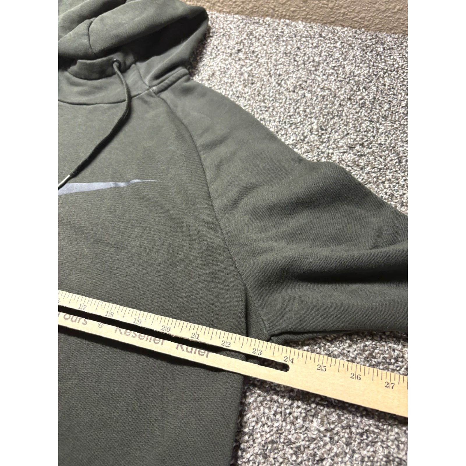 Nike **Nike Olive Green Mens Large Dri-Fit Pullover Hoodie CZ2425** User: **Olive Green Nike Mens Large Dri-Fit Pullover Hoodie CZ2425** Size US L / EU 52-54 / 3 - 5 Thumbnail