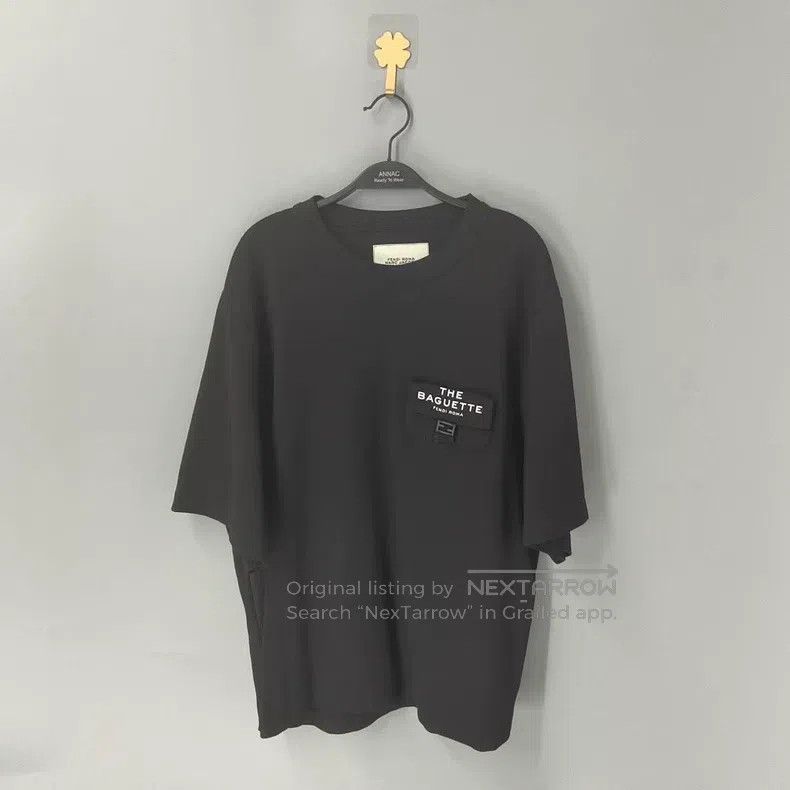 Fendi Fendi Black Pocket Slogan Logo Short Sleeve Size US L / EU 52-54 / 3 - 1 Thumbnail