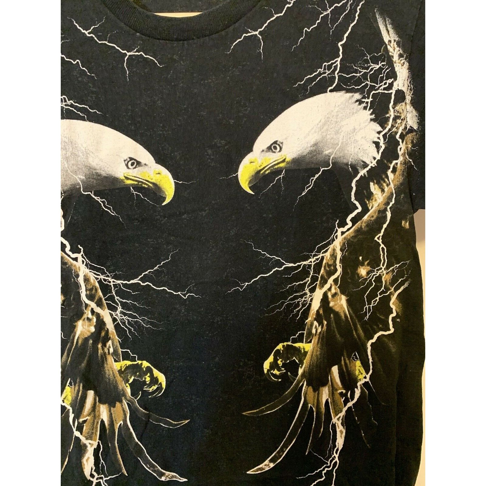 Gildan Vtg Bald Eagle Lightning Storm T Shirt Distressed Gildan Tag Size US S / EU 44-46 / 1 - 6 Thumbnail