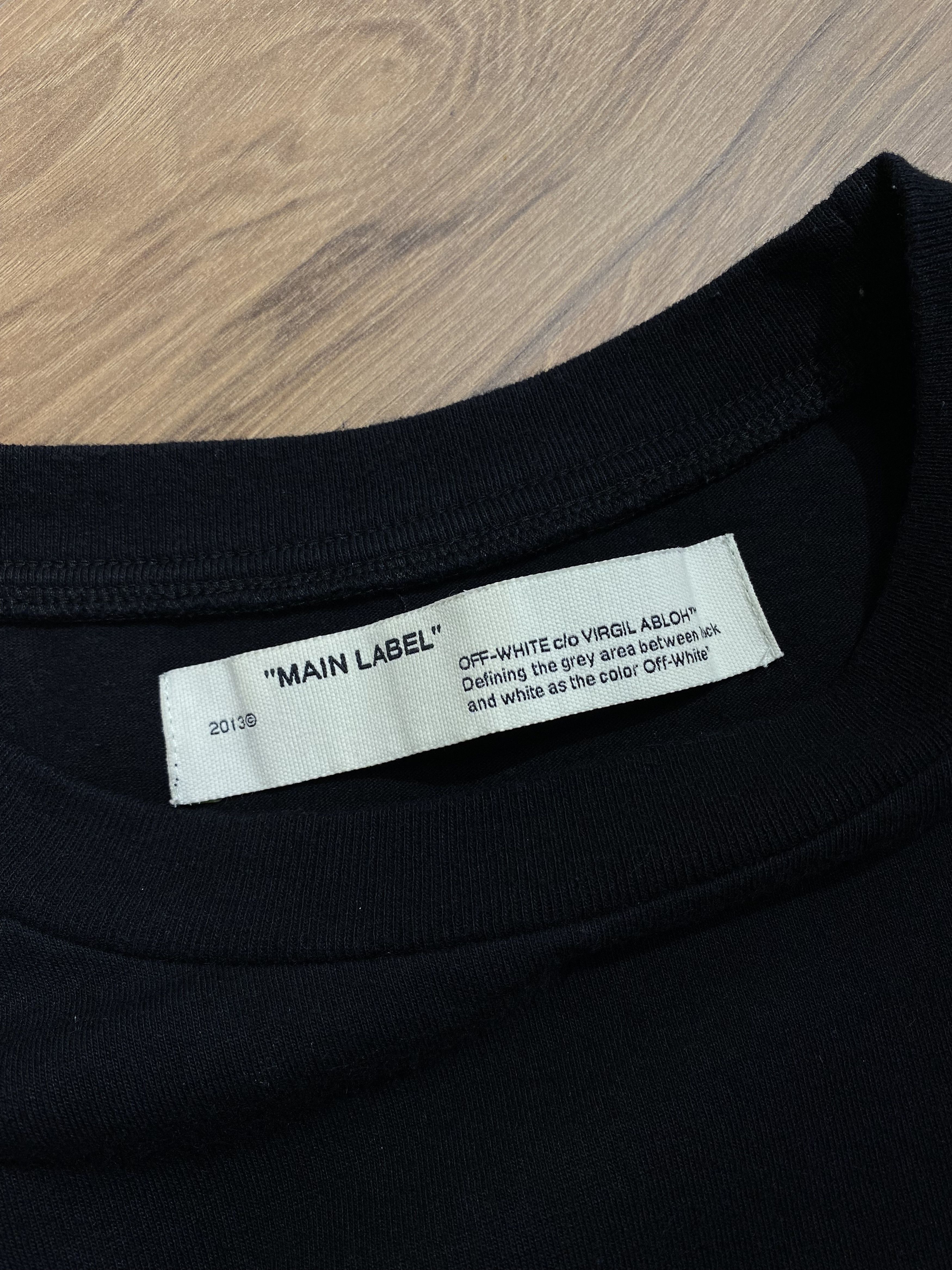 Off-White Off-White by Virgil Abloh Tape Arrows T-Shirt 'Black' size S Size US S / EU 44-46 / 1 - 10 Thumbnail