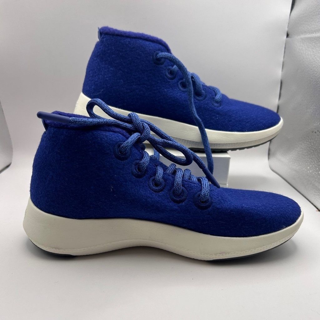 Allbirds Women's Allbirds Sneakers, Size 5W Blue Size US 5 / IT 35 - 1 Thumbnail