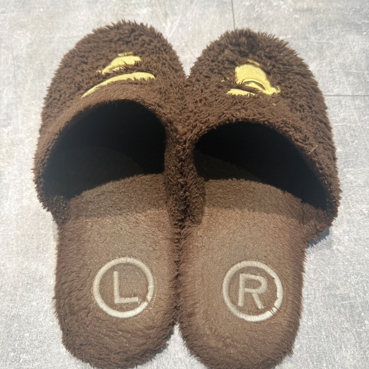 Bape Rare BAPE A BATHING APE BROWN HEAD SLIPPERS Size US 10 / EU 43 - 4 Thumbnail