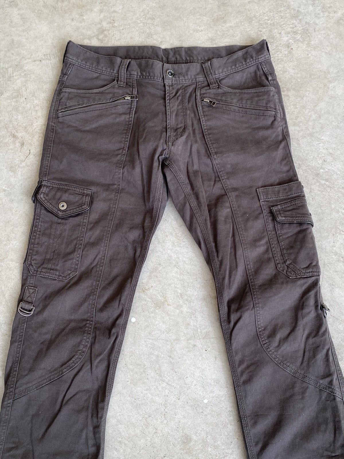 HIDEAWAYS Hideaways Nicole Japan Multi Pocket Cargo Flare Pants Size US 33 - 2 Thumbnail