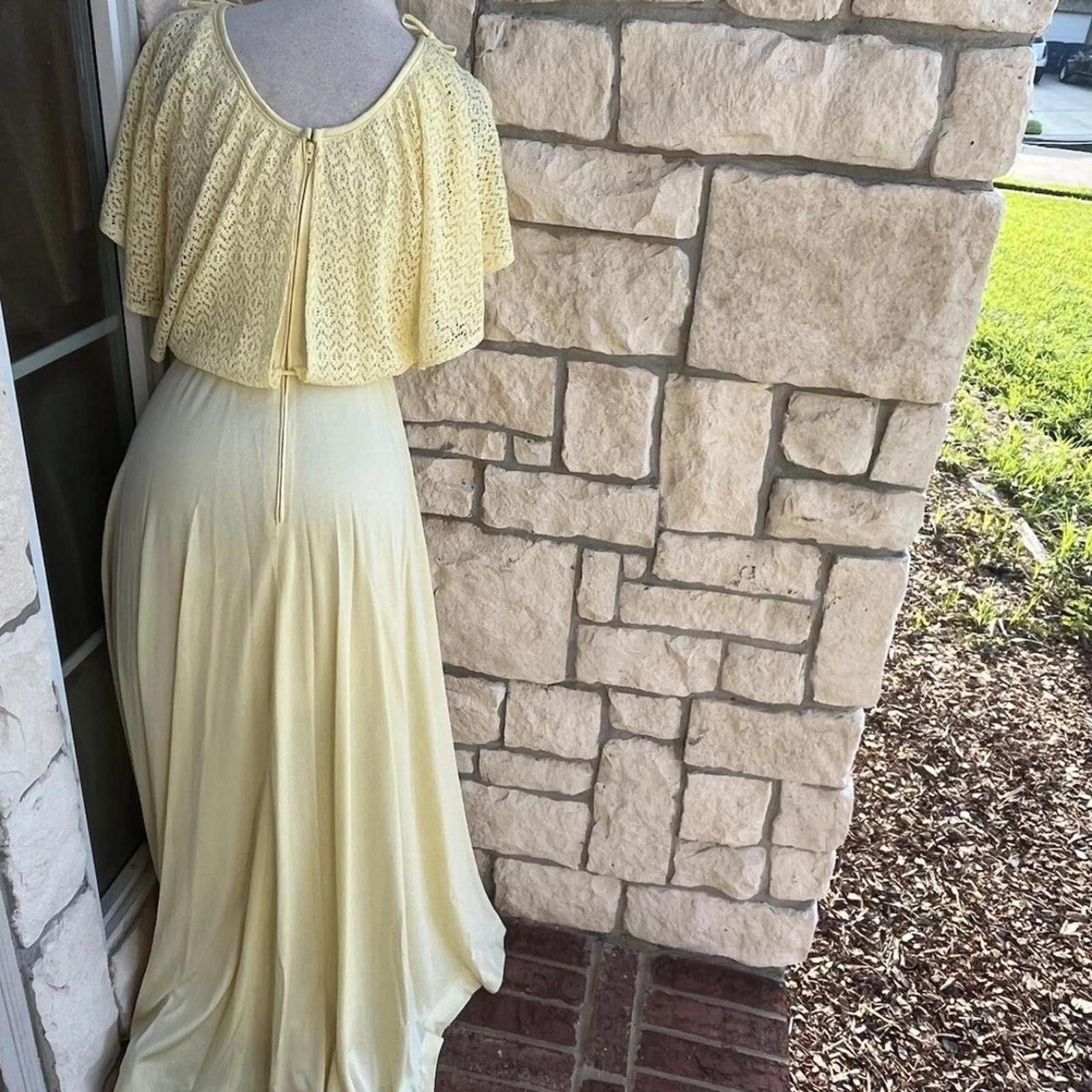 Other Cream yellow maxi drest #boho #cottagecore vintage small Size S / US 4 / IT 40 - 2 Thumbnail