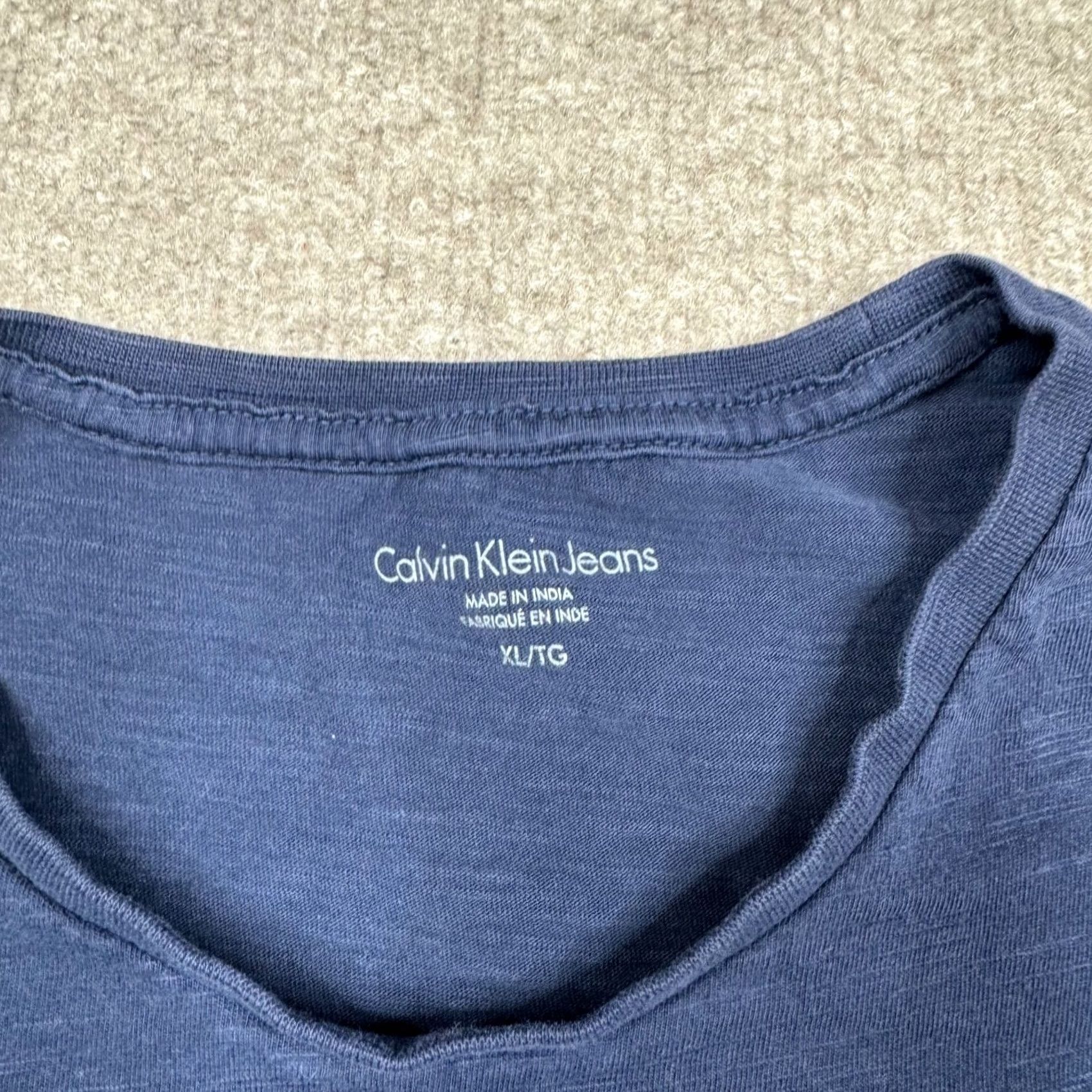 Calvin Klein Calvin Klein Shirt XL Blue Short Sleeve Crew Neck Slim Lightweight Men’s T-Shirt Classic Designer Logo Cotton Jersey Size US XL / EU 56 / 4 - 4 Thumbnail