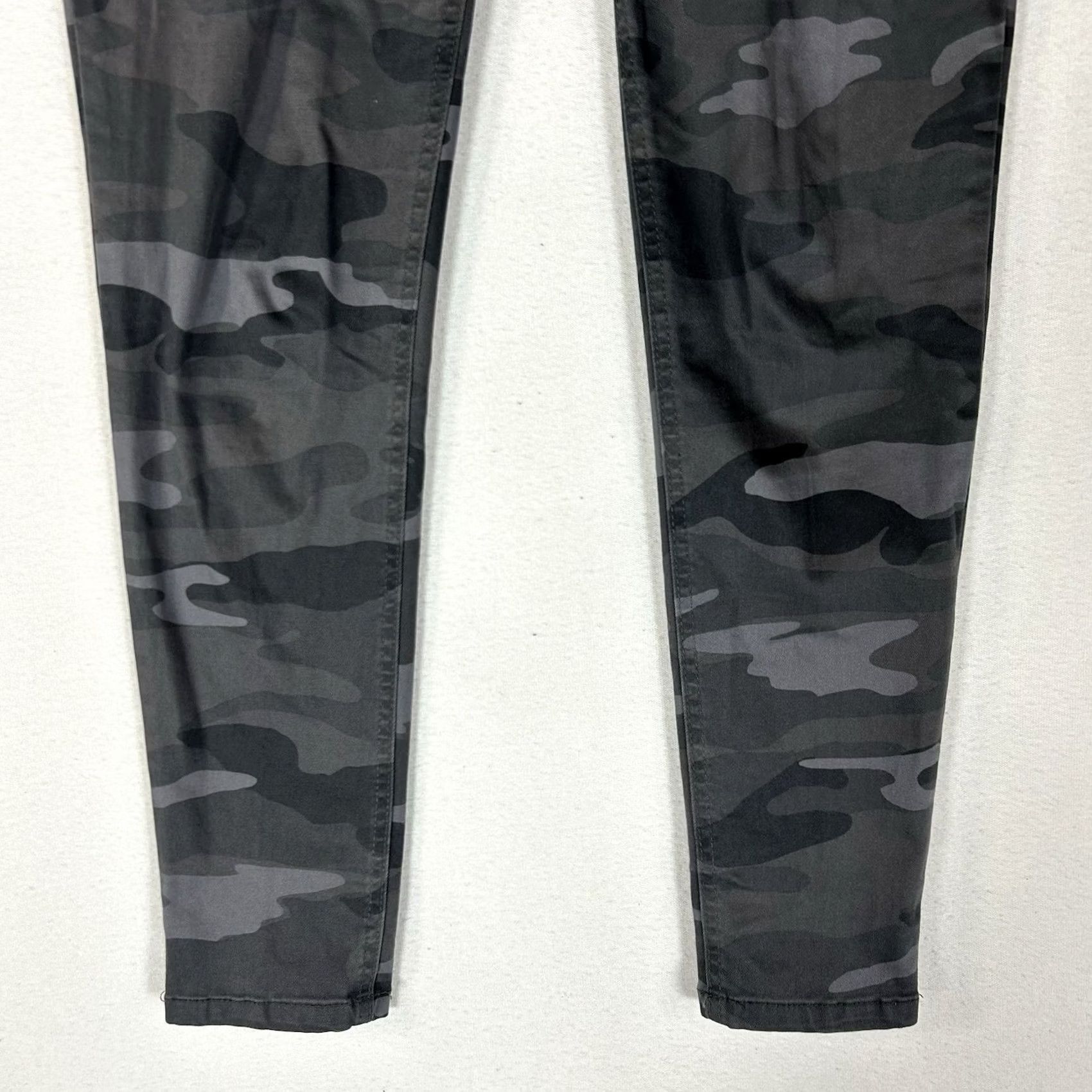 Vintage Democracy Jeans Women's 4 Gray Camo Skinny Pants Stretch Casual Zip Front Pockets Size 27" / US 4 / IT 40 - 3 Thumbnail