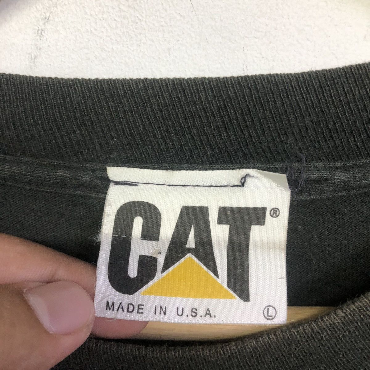 Caterpillar VINTAGE 90 CATERPILLAR Diesel Power Tshirt Size US L / EU 52-54 / 3 - 12 Thumbnail