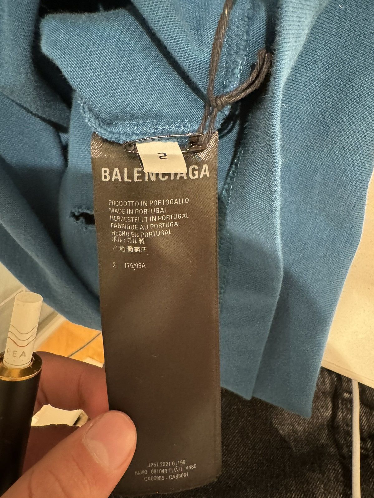 Balenciaga BALENCIAGA DESTROYED LONGLSLEEVE Size US L / EU 52-54 / 3 - 8 Thumbnail