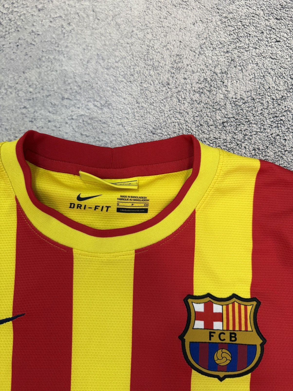 Nike Nike Barcelona 2013 2014 Away Jersey Shirt Men S 532823-703 Size US S / EU 44-46 / 1 - 17 Thumbnail