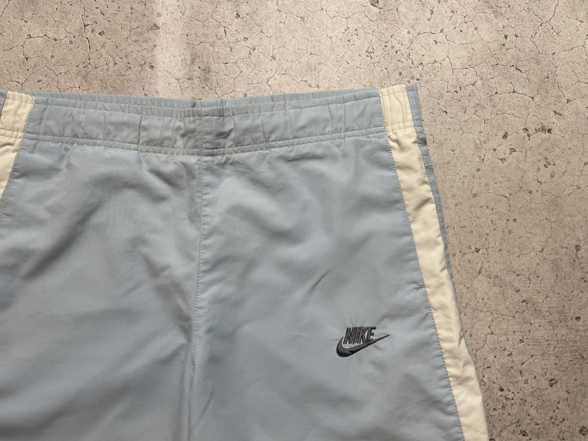 Nike × Vintage Vintage Nylon Blue Nike Drill Y2K Swoosh Shorts Size US 32 / EU 48 - 4 Thumbnail