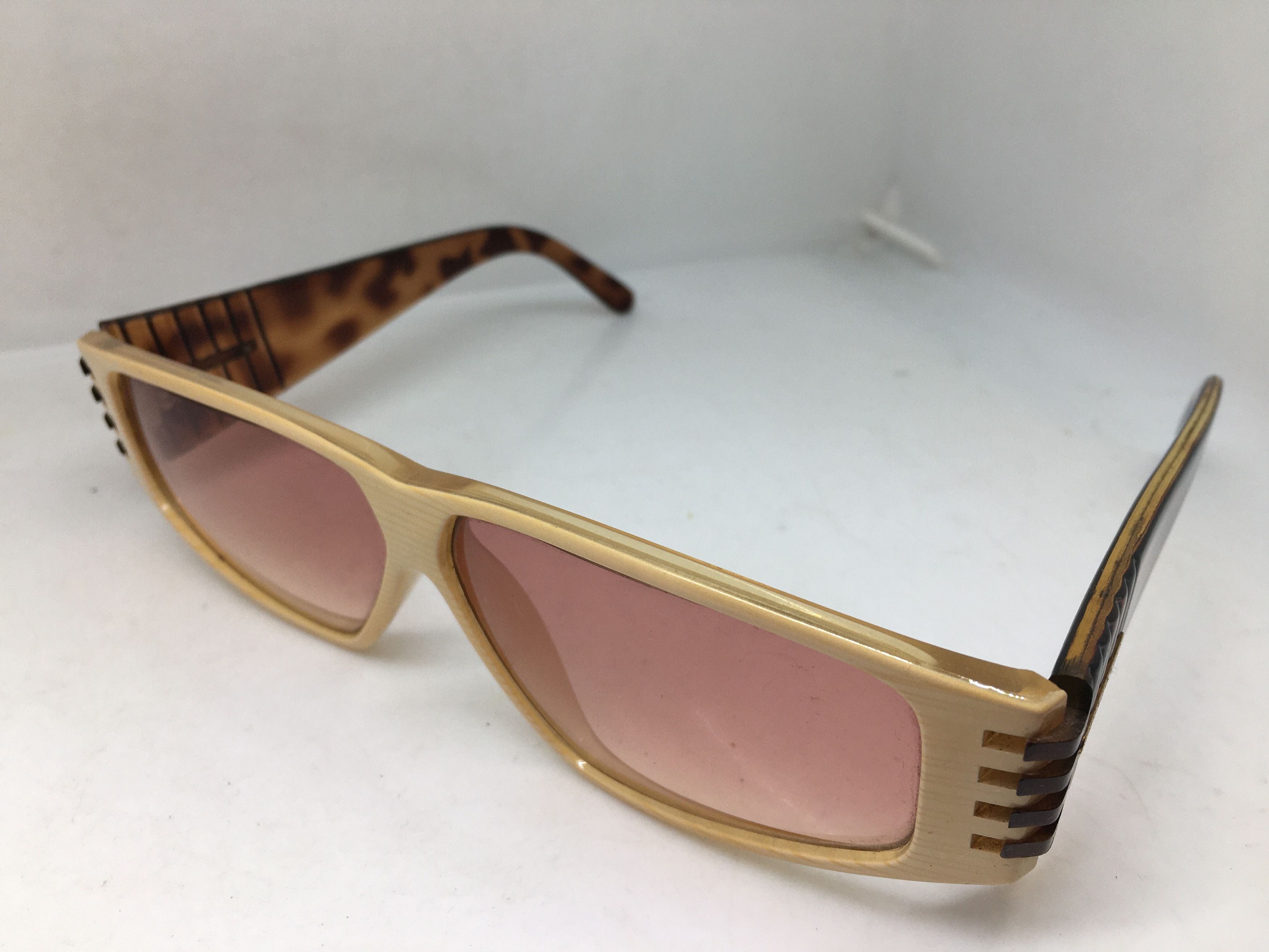 Rochas Vintage Rochas Paris Diva Sunglasses Frame Coachella Size ONE SIZE - 3 Thumbnail