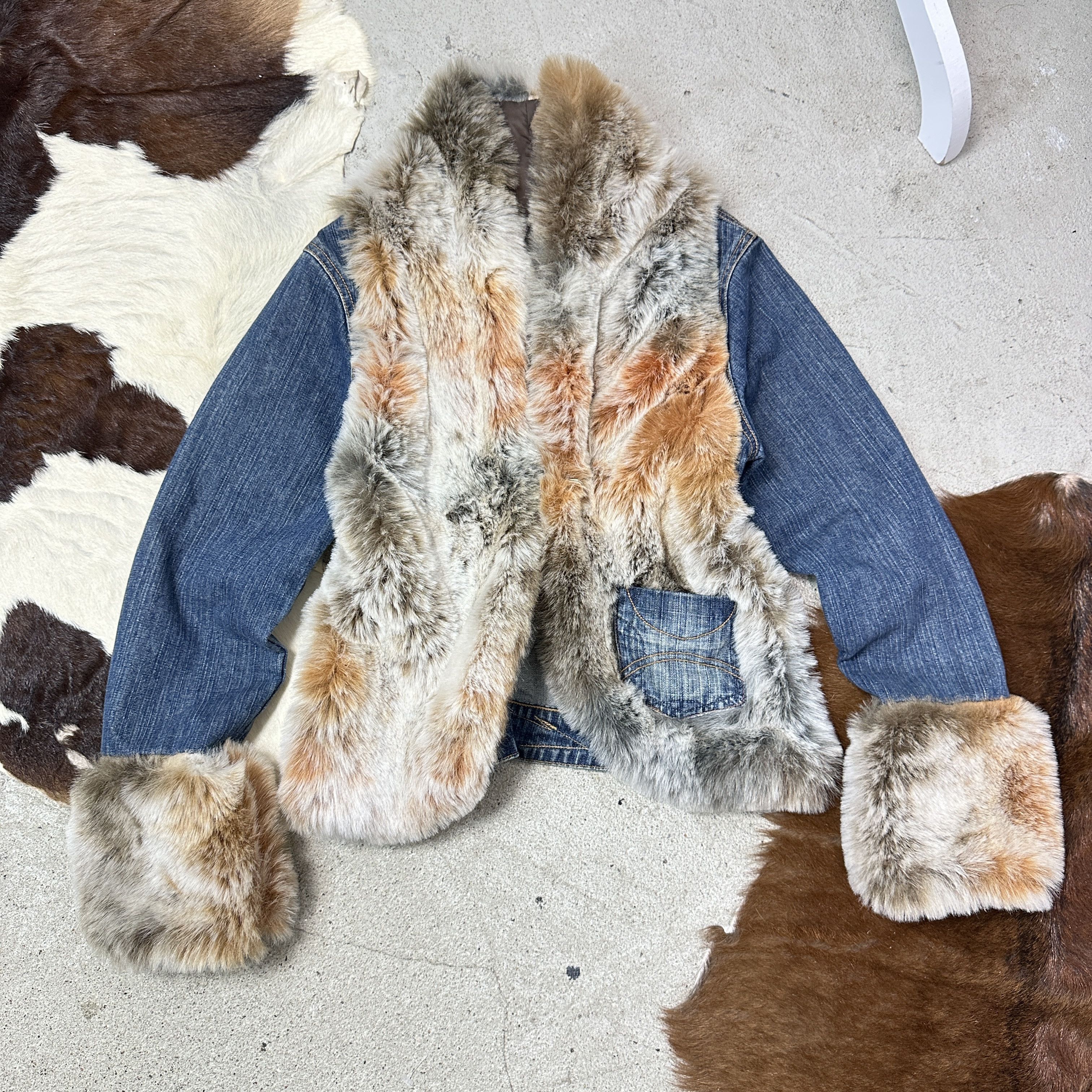 Vintage Vintage Avant Garde Denim Faux Fur Jeans Jacket 00s Size M / US 6-8 / IT 42-44 - 2 Thumbnail