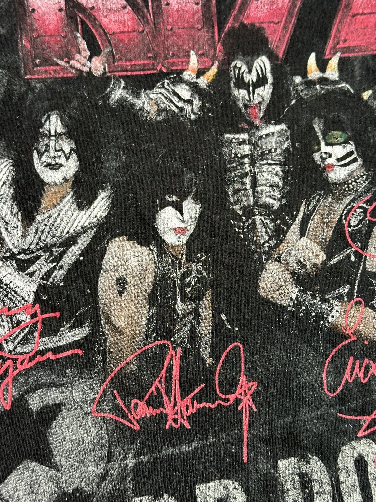 KISS Kiss Hard Rock Cafe Band Tees Vintage StreetWear Rare Y2K Size US S / EU 44-46 / 1 - 3 Thumbnail