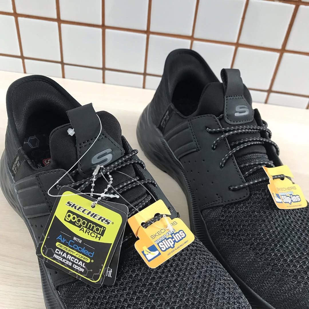 Skechers men’s in black sneakers 210803/BBK GARNER Size 41