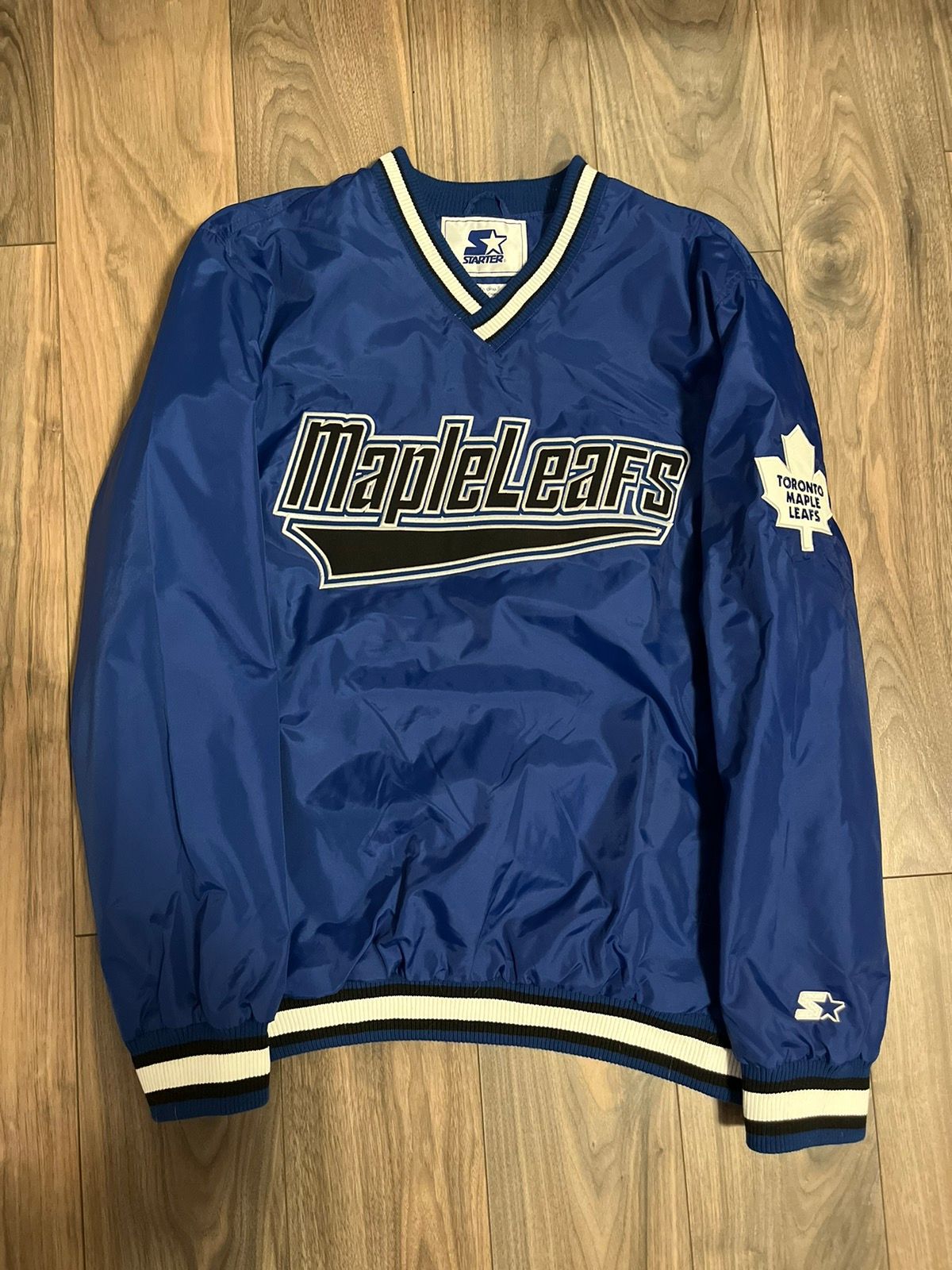 Vintage 90s Toronto Maple Leafs Starter Jacket 