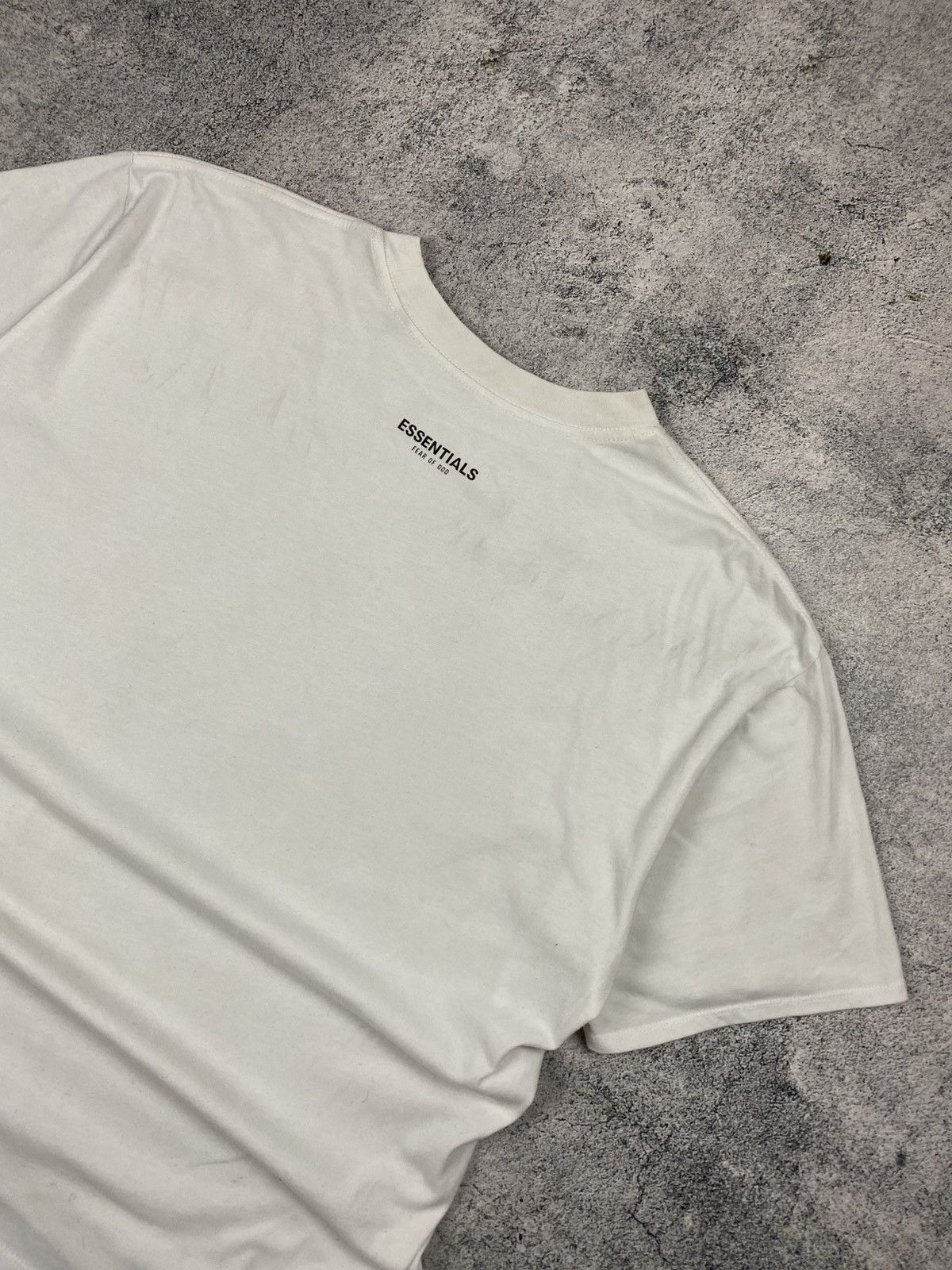 Essentials Essentials Fear Of God Basic Mini Logo Hype Oversized Tee Size US L / EU 52-54 / 3 - 9 Thumbnail