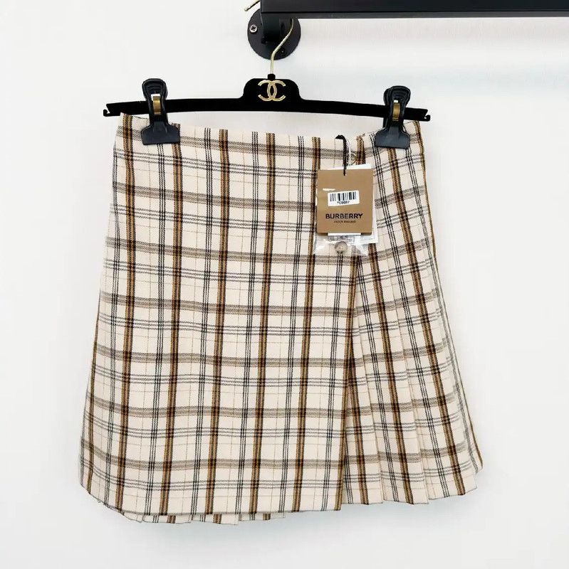 Burberry Burberry Summer Color Block Skirt Size 30" / US 8 / IT 44 - 1 Thumbnail
