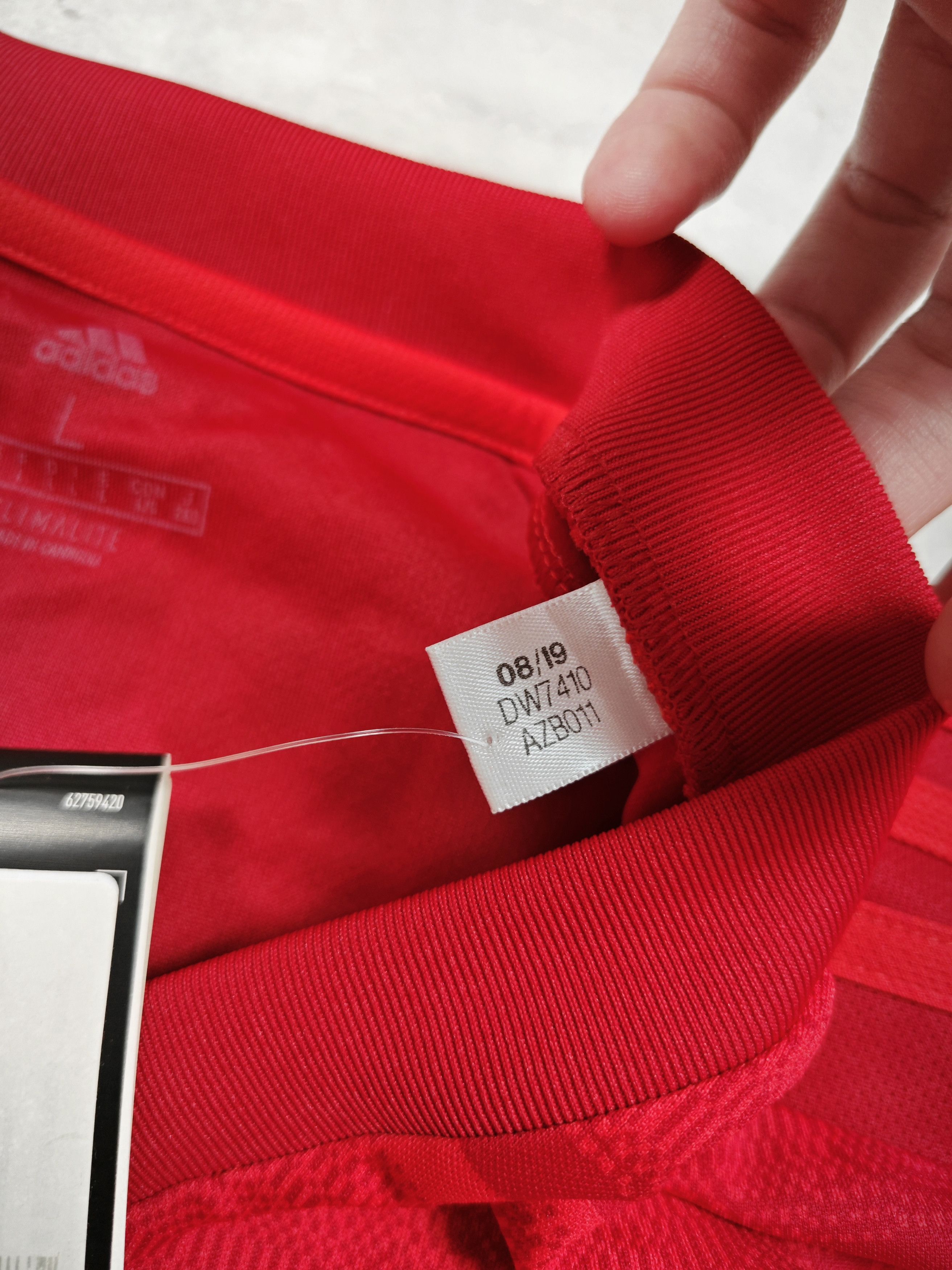 Adidas Bayern Munchen 25 FISCHER Size US L / EU 52-54 / 3 - 7 Thumbnail
