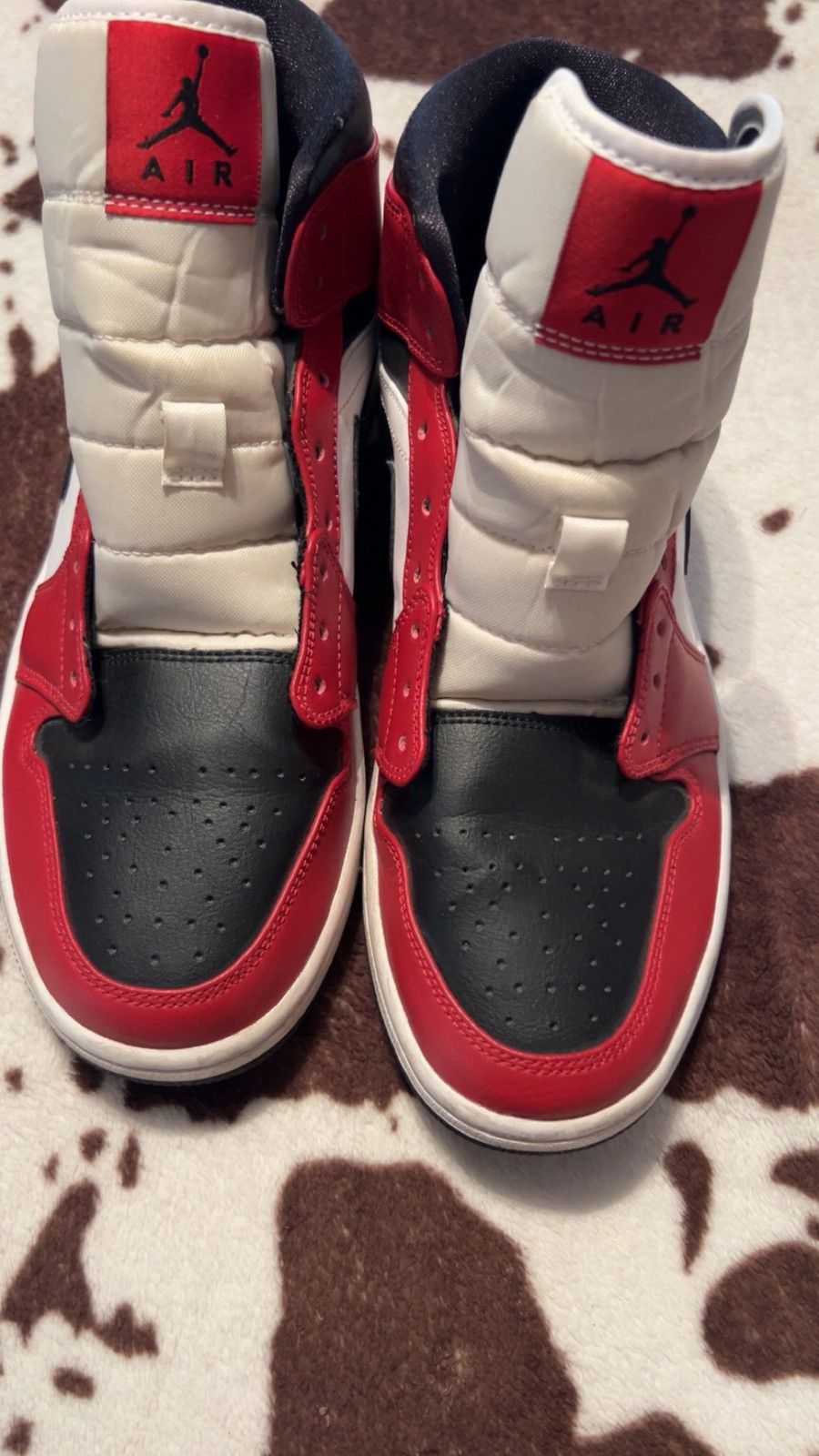Jordan Brand Men’s Jordan 1 Black Toe Size US 8.5 / EU 41-42 - 2 Thumbnail