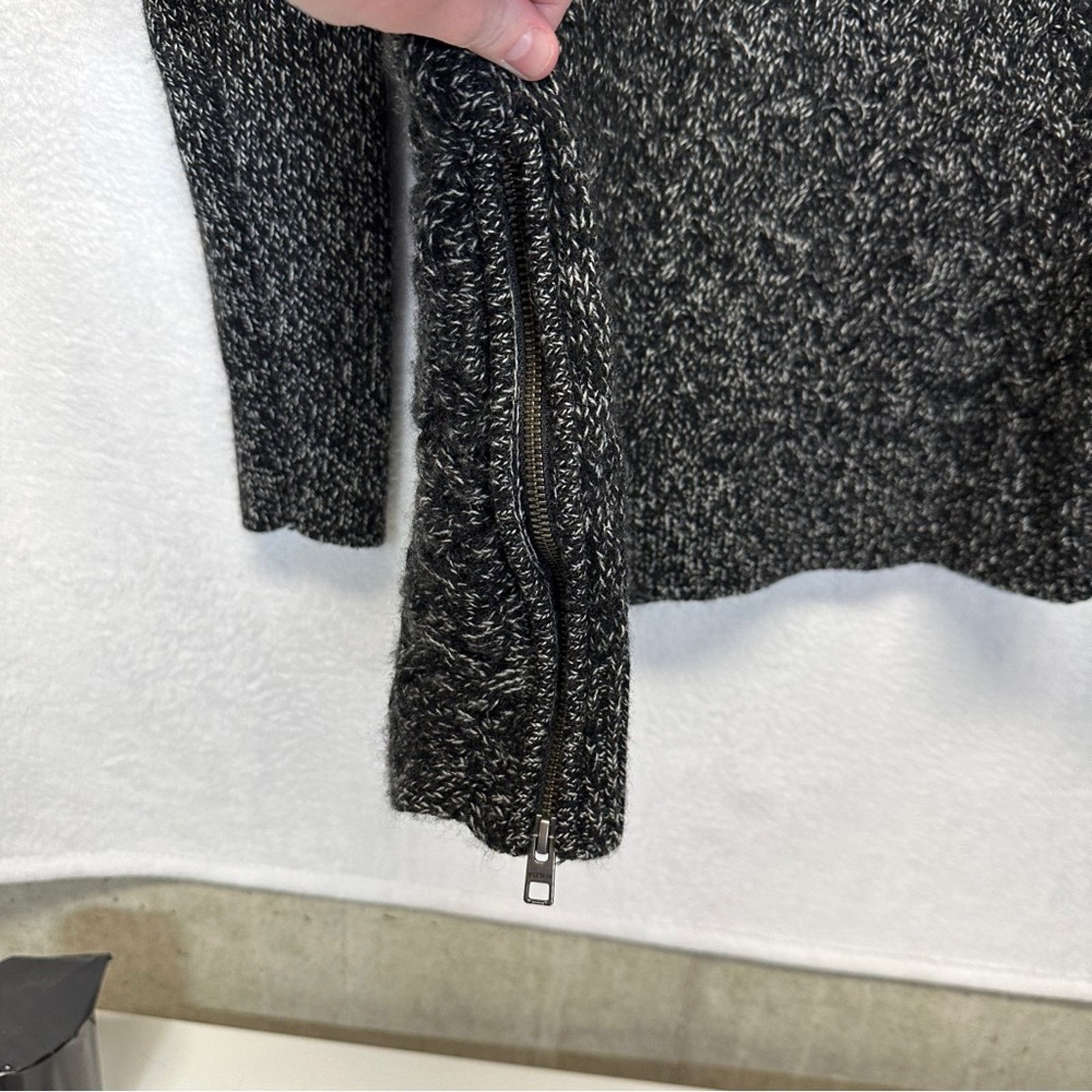 Athleta Athleta Wool Cashmere Black & White Knit Long Sleeve Sweater Size XL / US 12-14 / IT 48-50 - 4 Thumbnail
