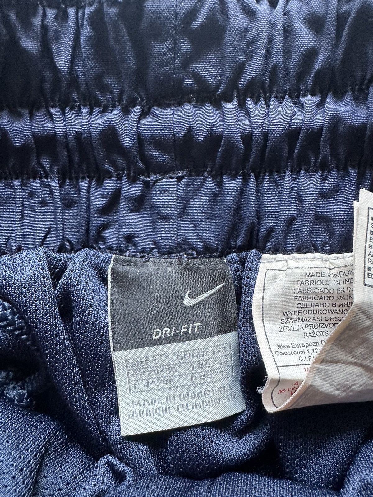 Nike × Vintage Vintage nylon shorts Nike air basketball dri fit #45 (size S Size US 30 / EU 46 - 7 Thumbnail