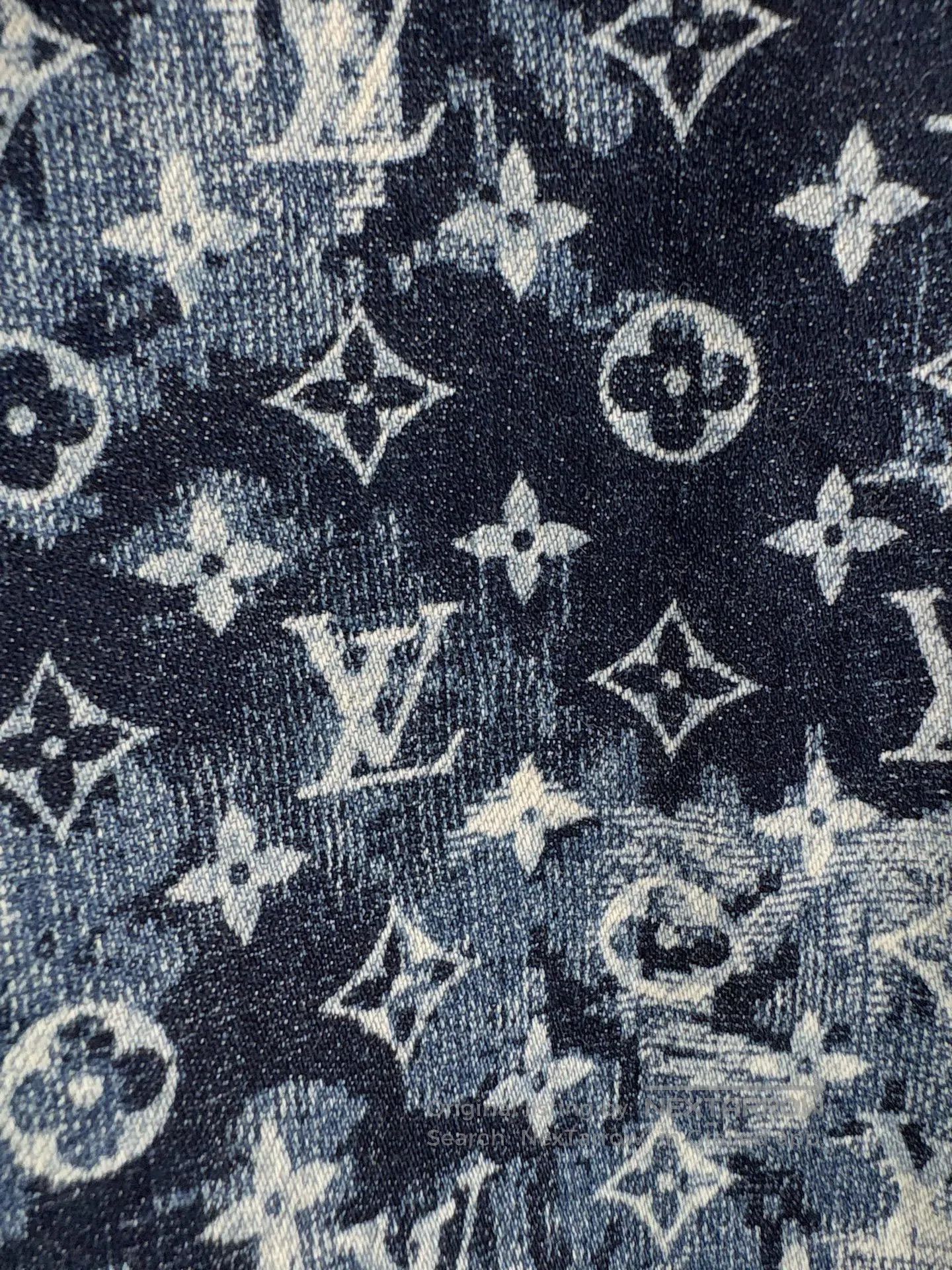 Louis Vuitton Louis Vuitton LV Logo Denim Short Sleeve Shirt. Size US L / EU 52-54 / 3 - 4 Thumbnail
