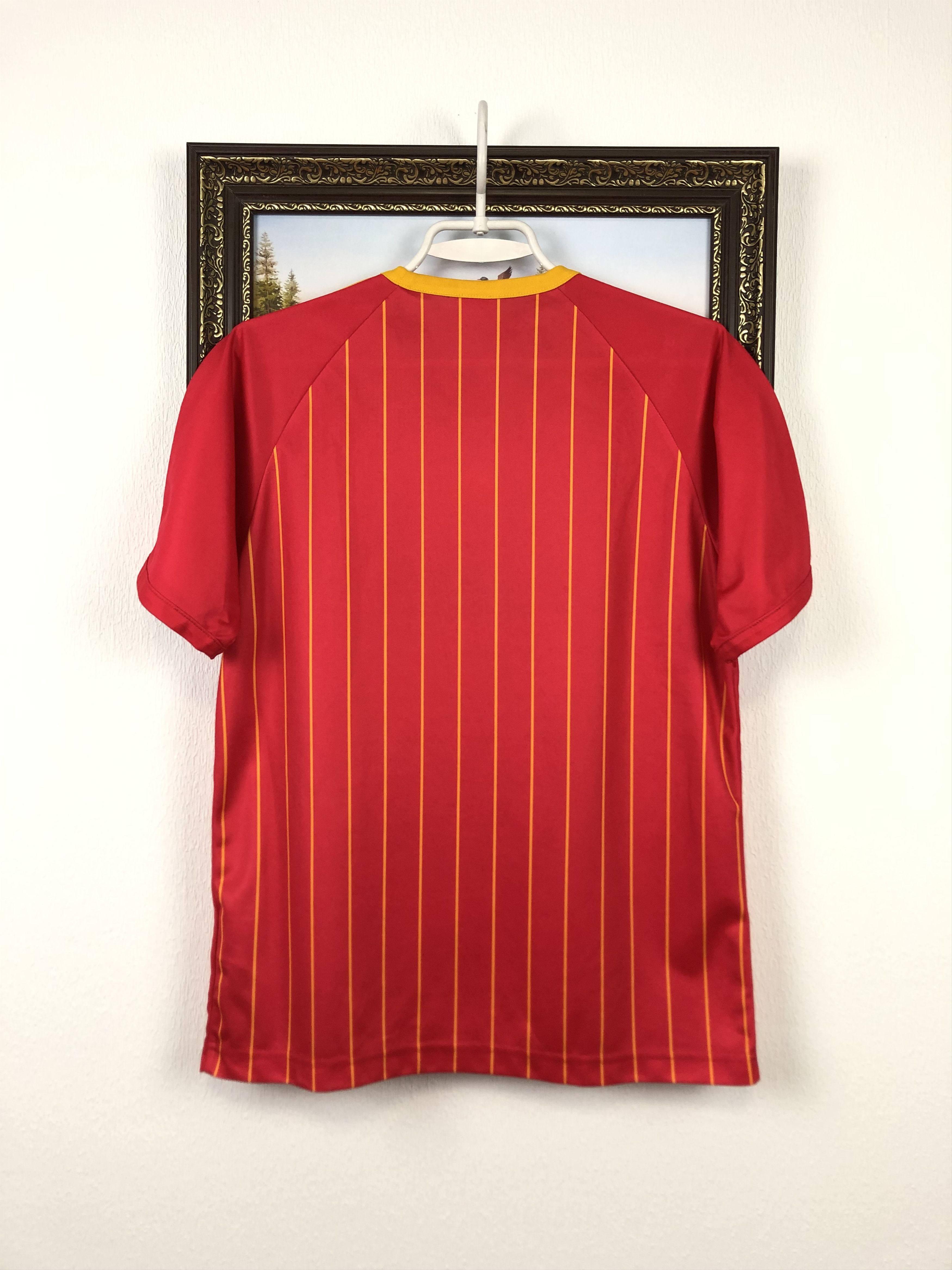 Adidas Spain Home football shirt 2005 Soccer Adidas Jersey Rare Size US S / EU 44-46 / 1 - 13 Thumbnail