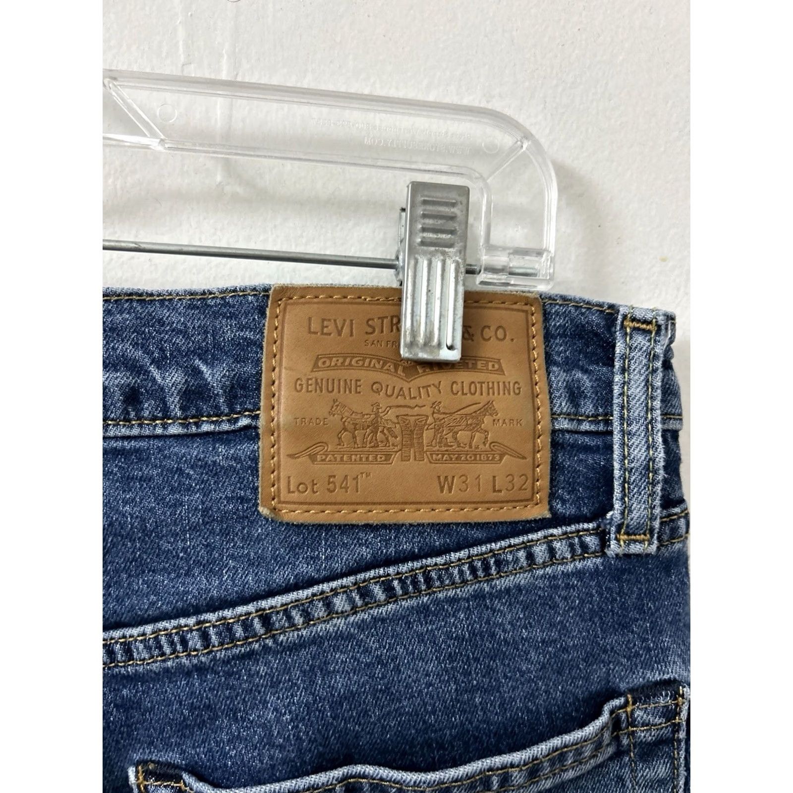 Levi's Levi's 541 Athletic Taper Jeans Mens 31x32 Medium Wash Blue Big E Zipper Jeans Shirt? Size US 31 - 5 Thumbnail