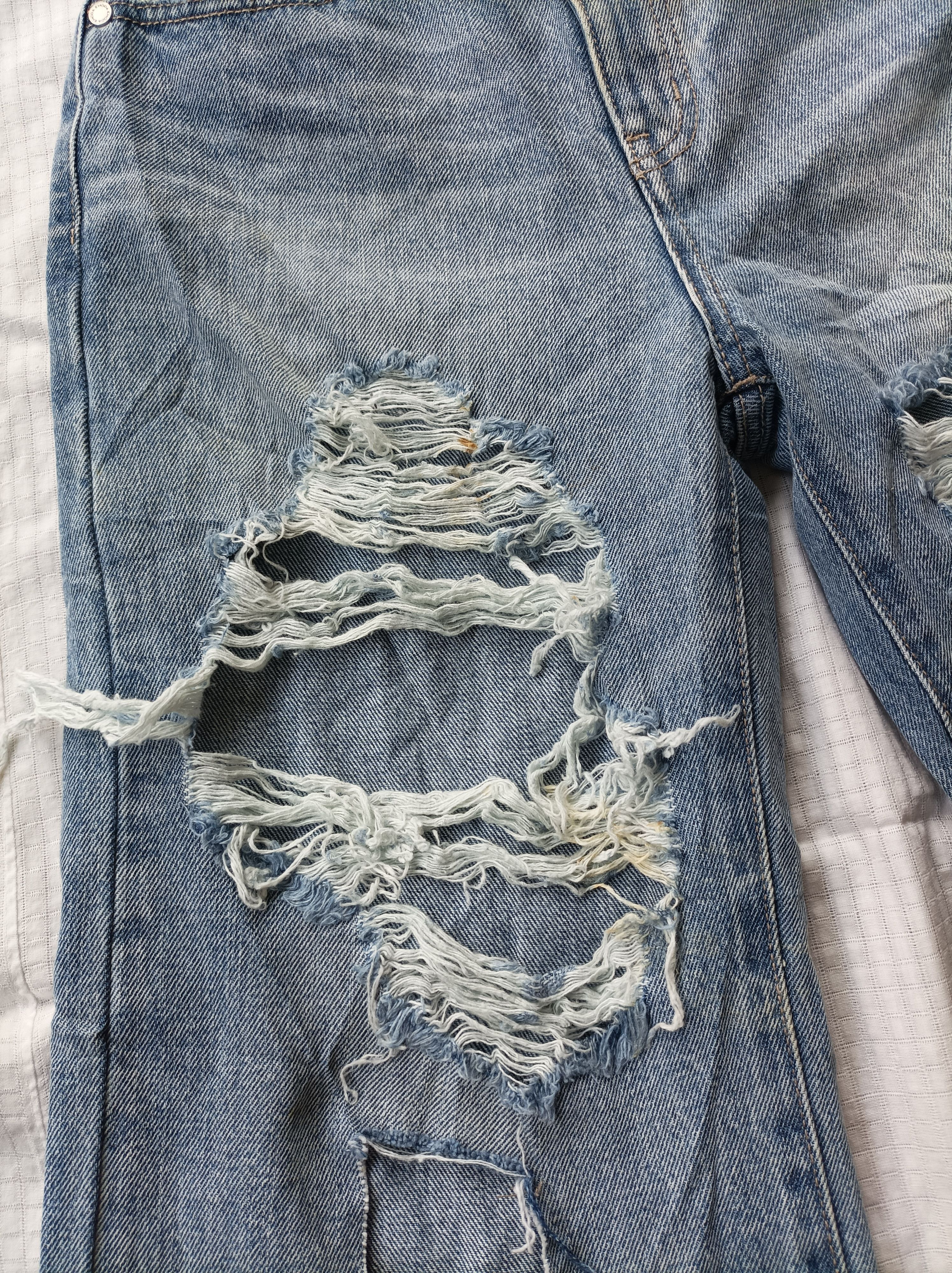 Japanese Brand (P177) Emoda Distressed Women Front Slit Flare Jeans Sz 1 Size 26" / US 2 / IT 38 - 3 Thumbnail