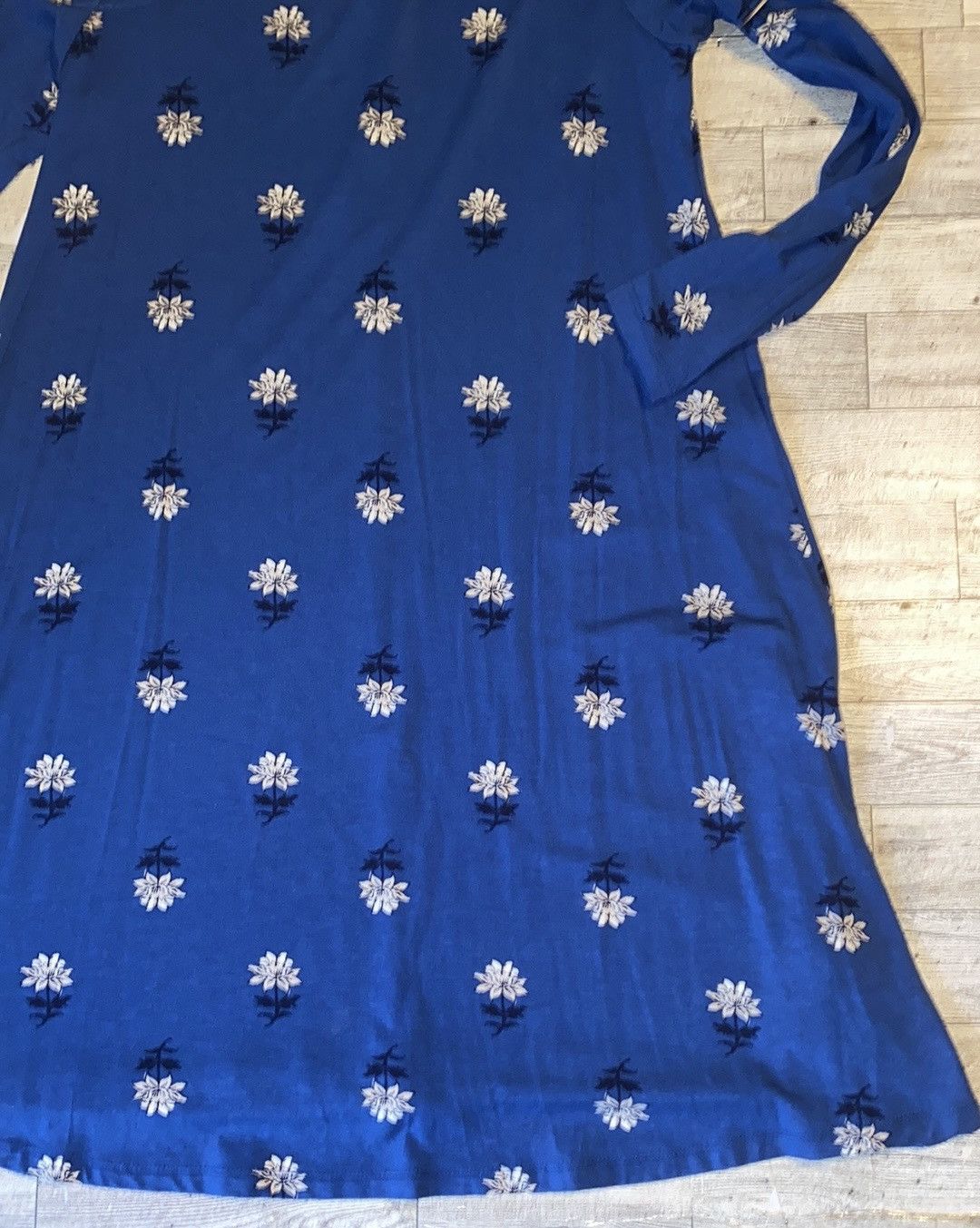Old Navy Old Navy, Blue Floral, 3/4 Long Sleeve Mini Dress Size XS / US 0-2 / IT 36-38 - 6 Thumbnail